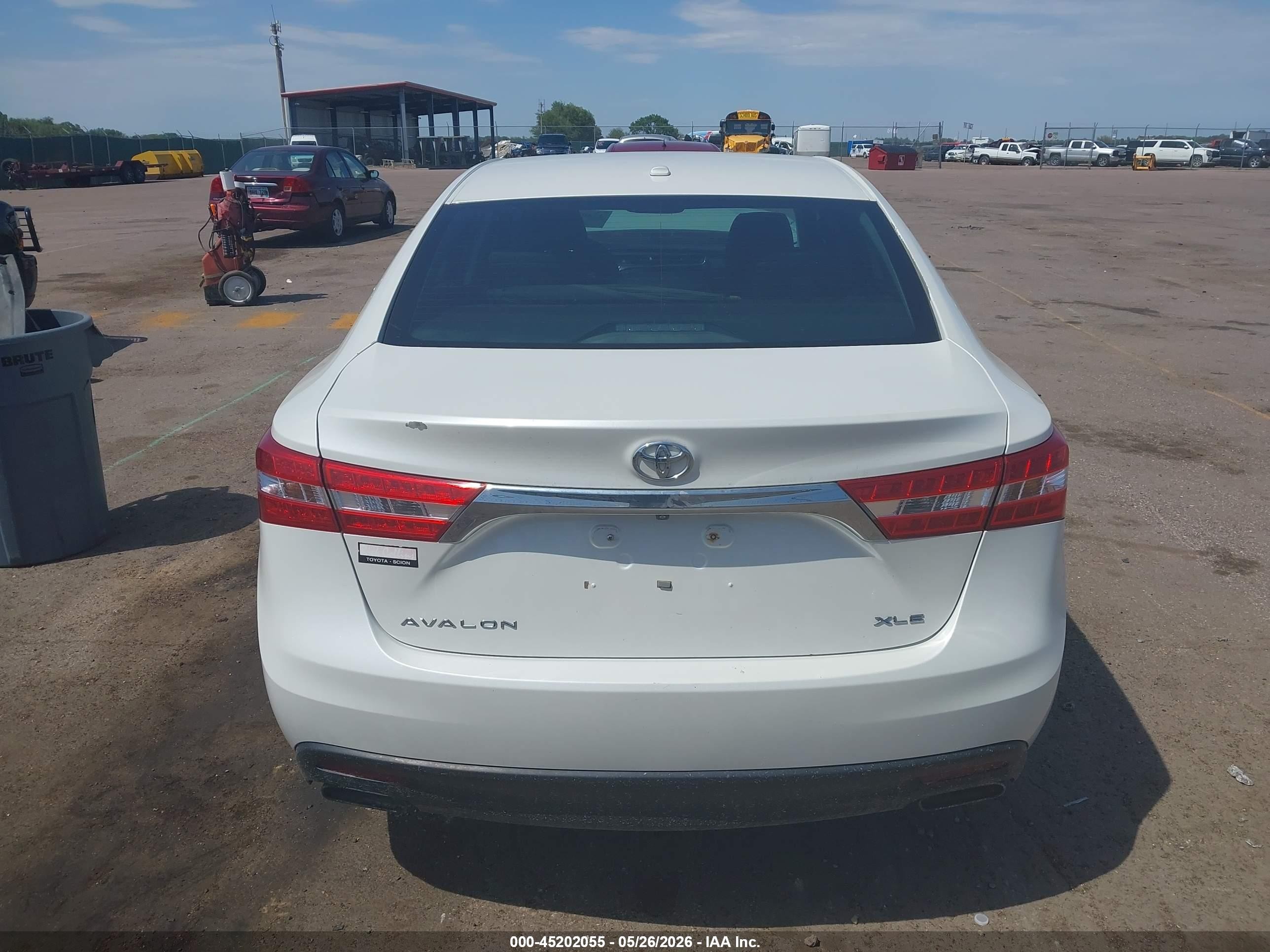 2013 Toyota Avalon Xle Touring White vin: 4T1BK1EB1DU040083