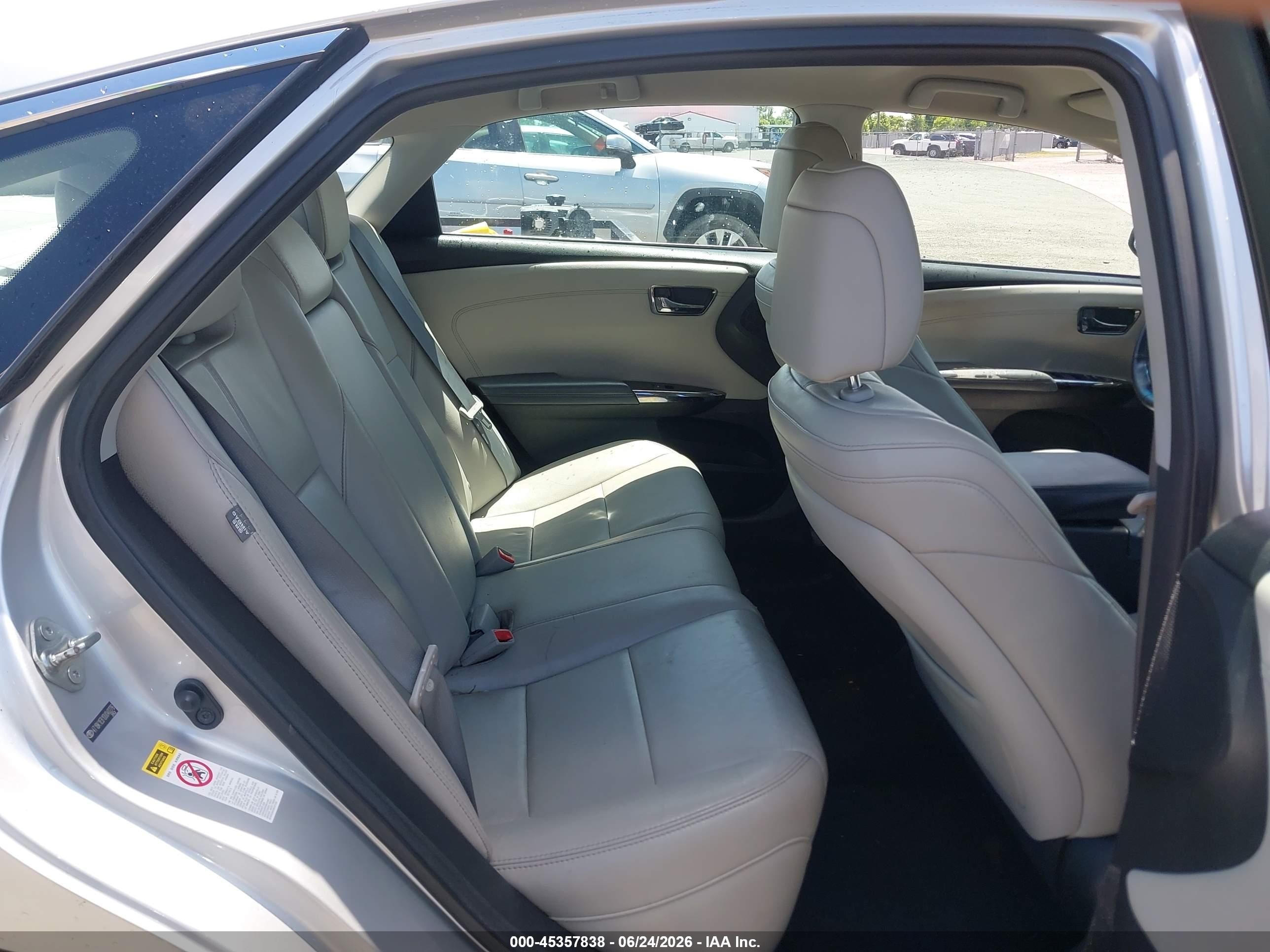 2013 Toyota Avalon Xle Серебряный vin: 4T1BK1EB1DU040276