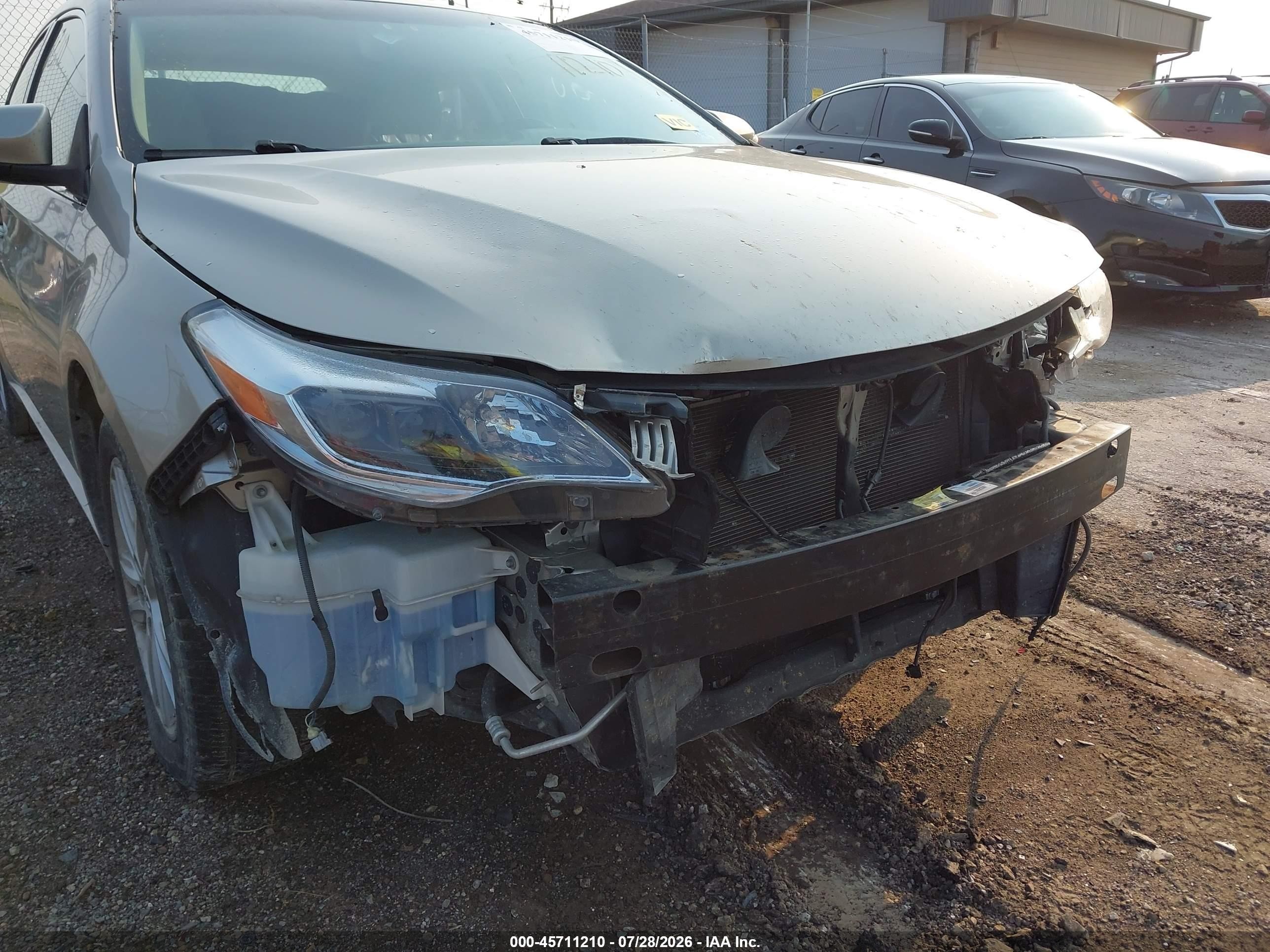 2013 Toyota Avalon Xle Premium Gold vin: 4T1BK1EB1DU051827