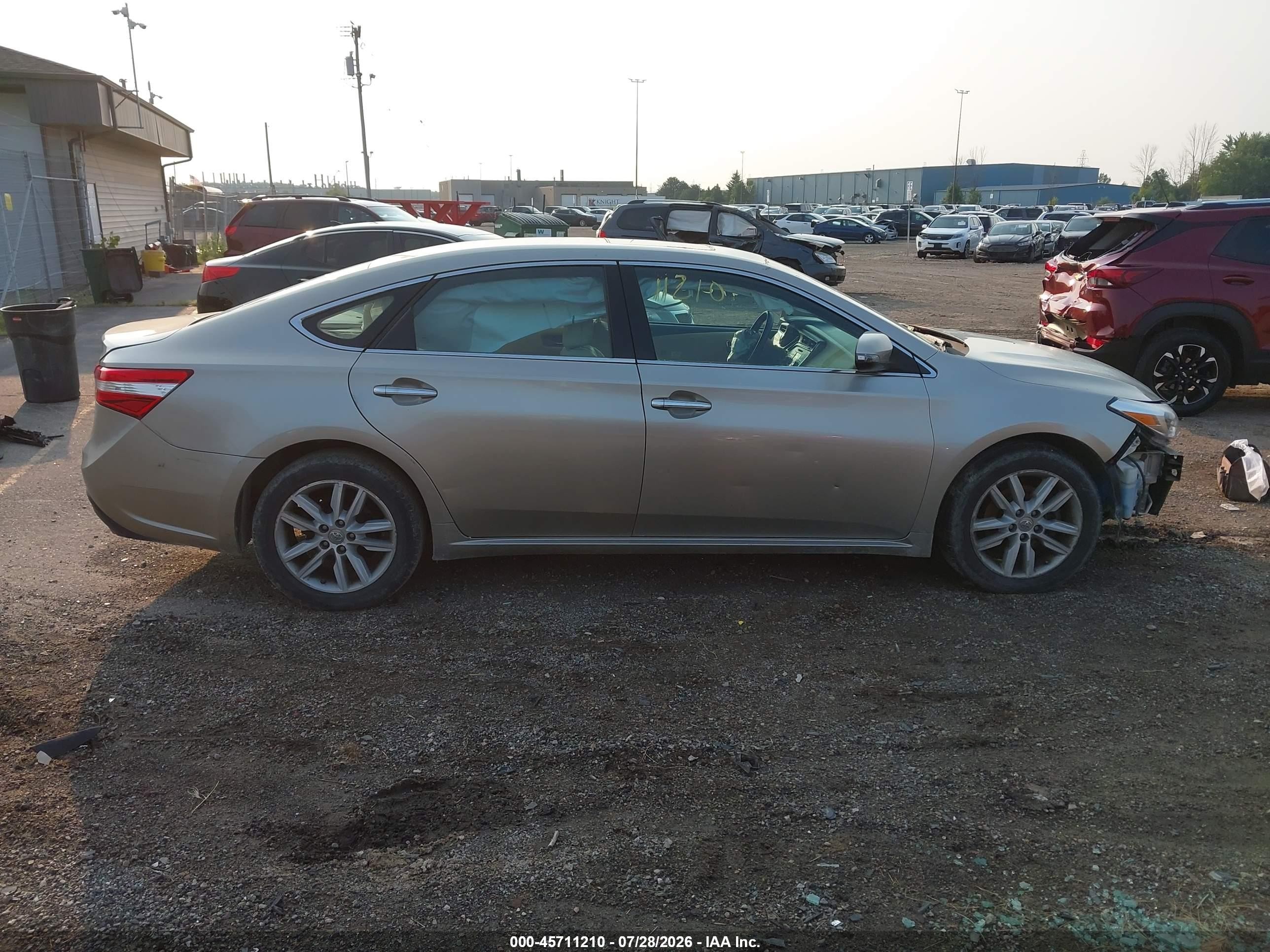 2013 Toyota Avalon Xle Premium Gold vin: 4T1BK1EB1DU051827