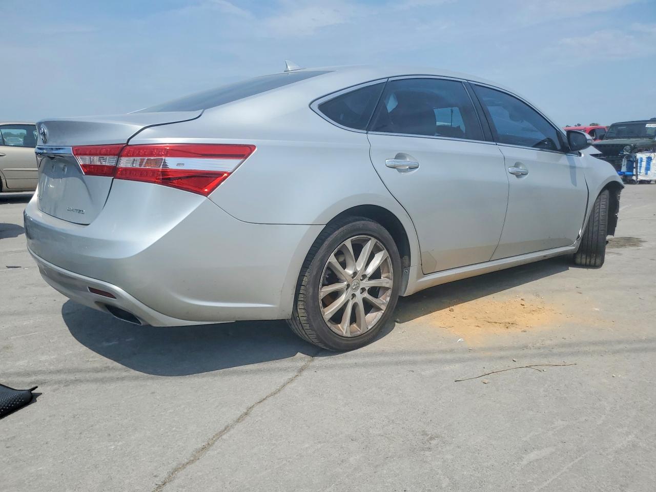2013 Toyota Avalon Limited Silver vin: 4T1BK1EB1DU063010