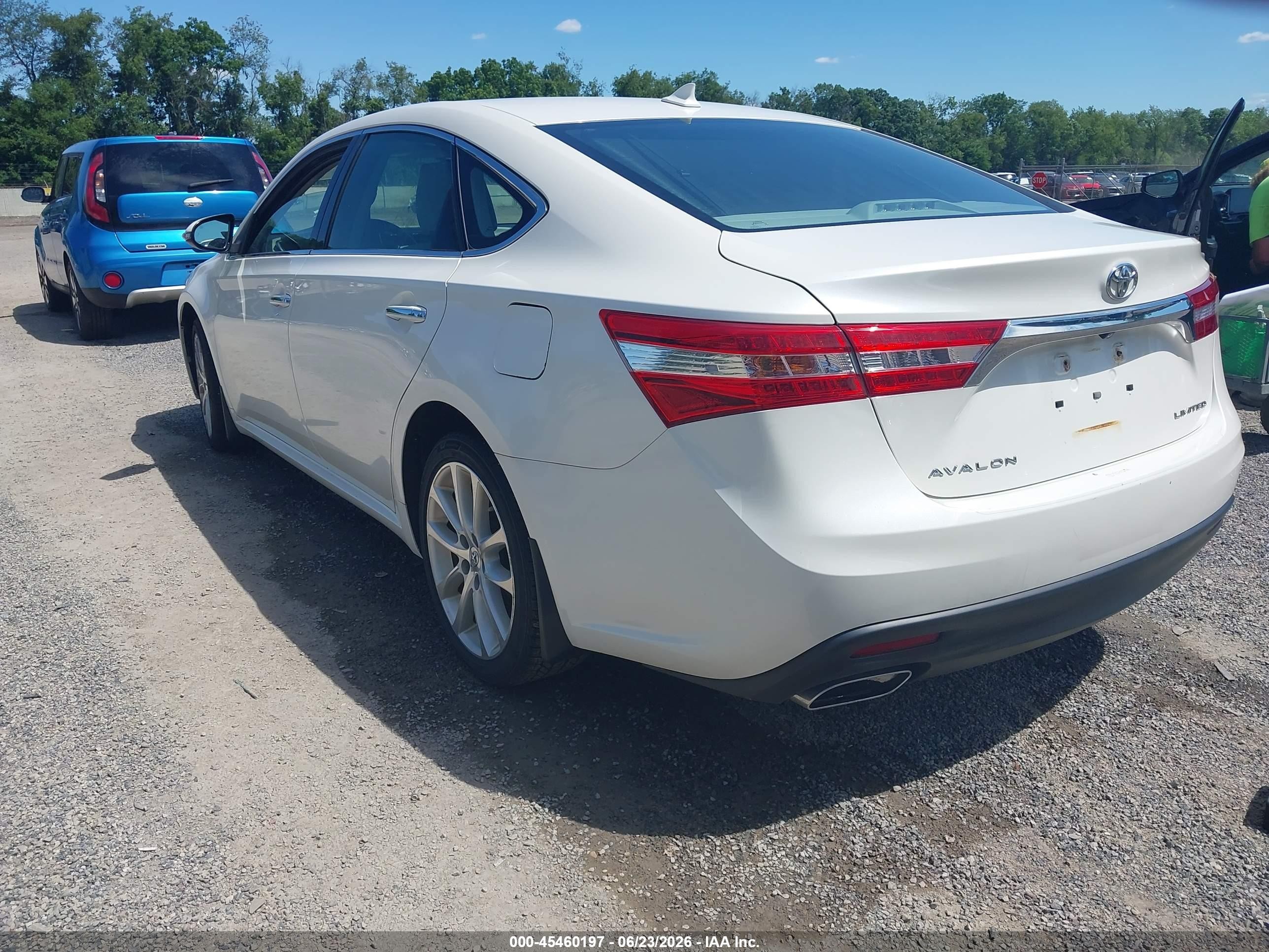 2014 Toyota Avalon Limited White vin: 4T1BK1EB1EU097448