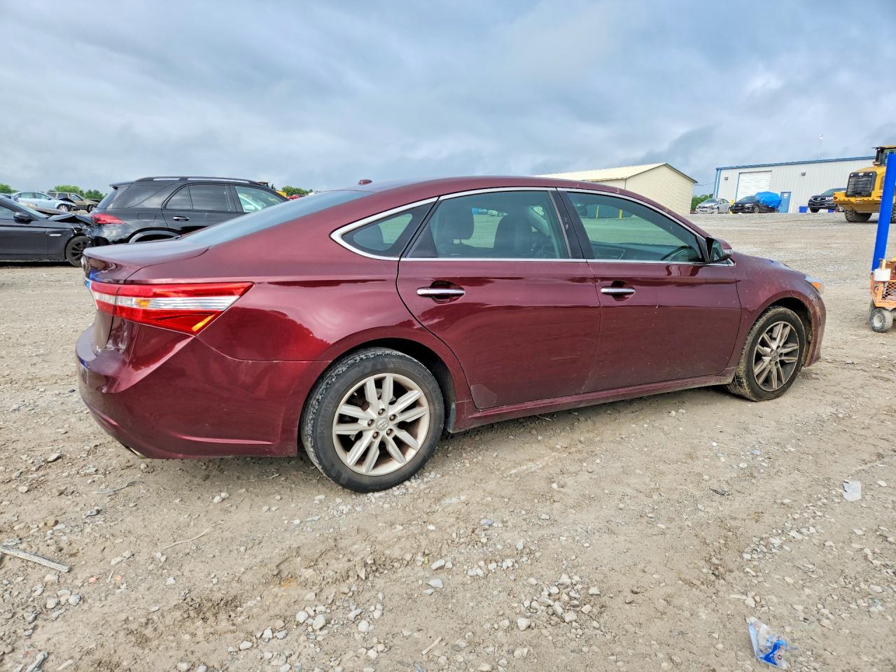 2015 Toyota Avalon Xle Maroon vin: 4T1BK1EB1FU144172