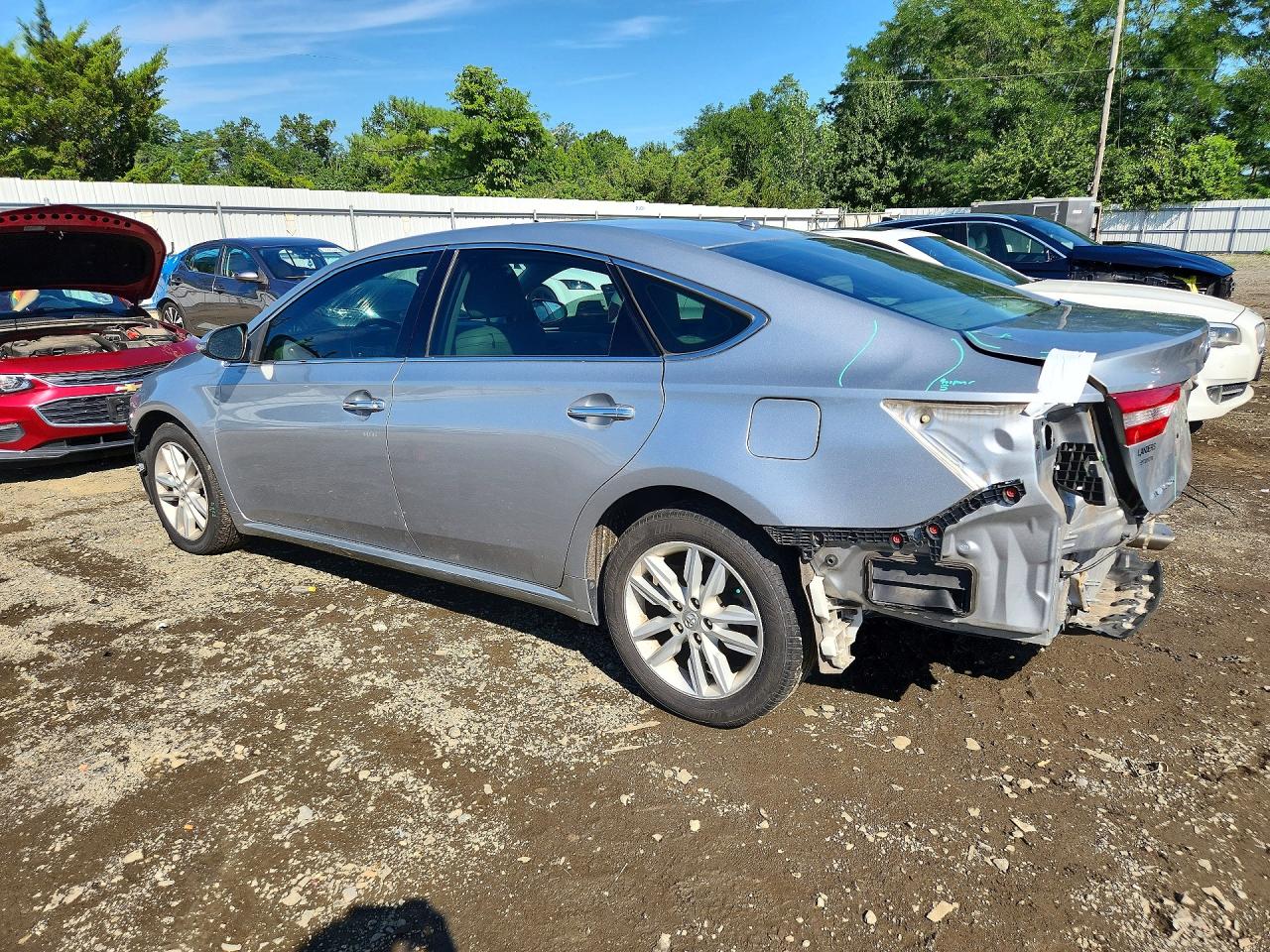 2015 Toyota Avalon Xle Premium Silver vin: 4T1BK1EB1FU177690
