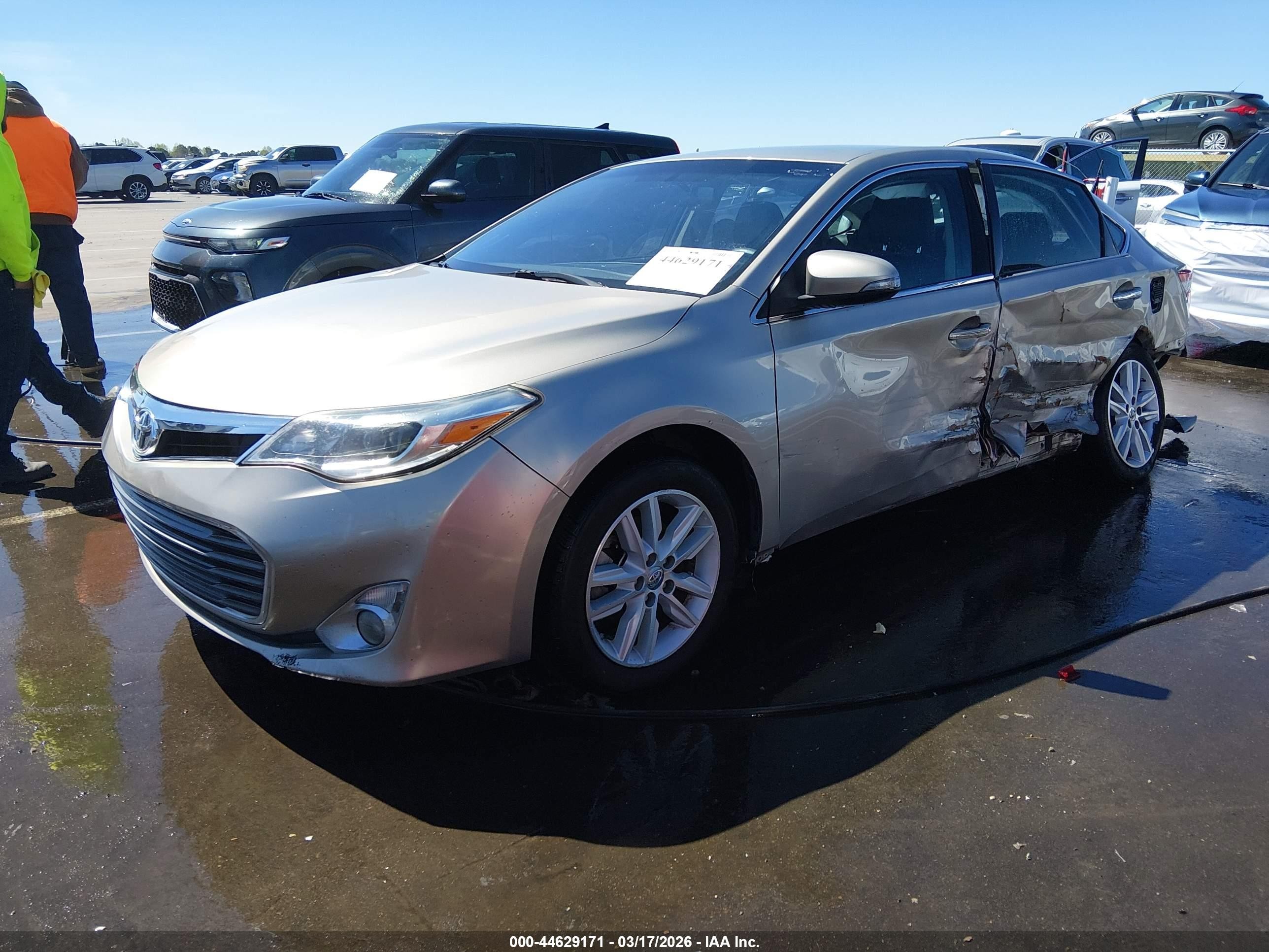 2015 Toyota Avalon Xle Gold vin: 4T1BK1EB1FU190276