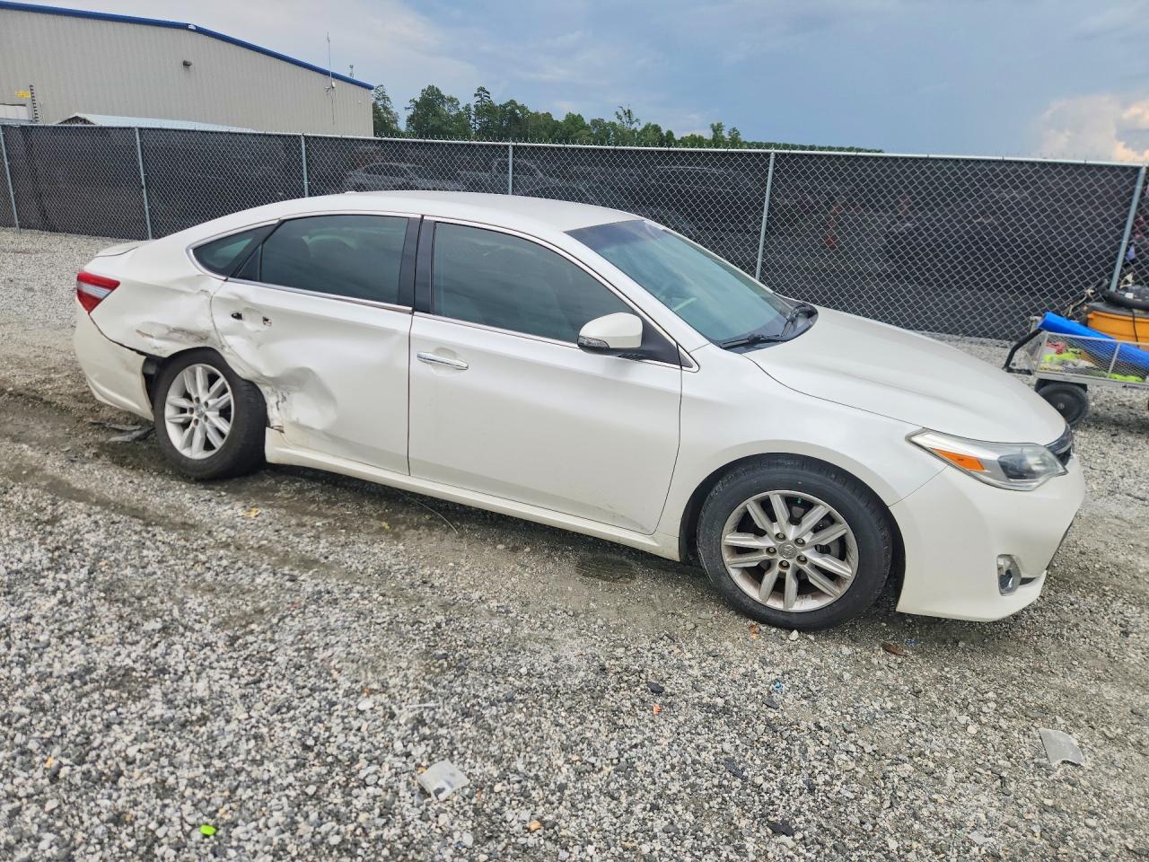 2015 Toyota Avalon Xle White vin: 4T1BK1EB1FU191976