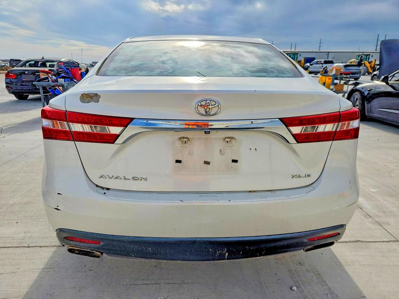 2013 Toyota Avalon Xle Premium White vin: 4T1BK1EB2DU021056