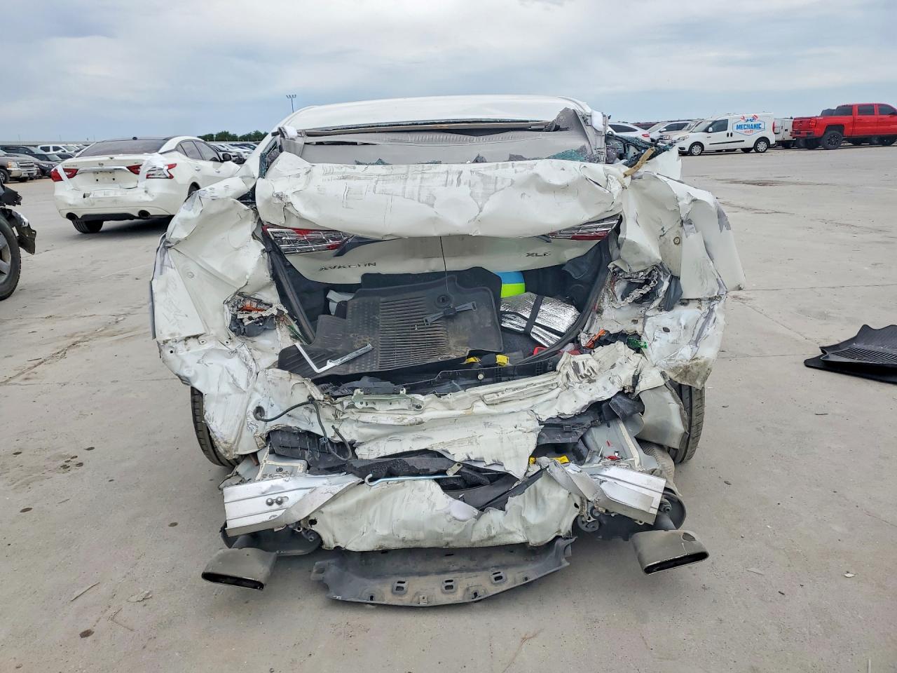 2013 Toyota Avalon Xle White vin: 4T1BK1EB2DU053344