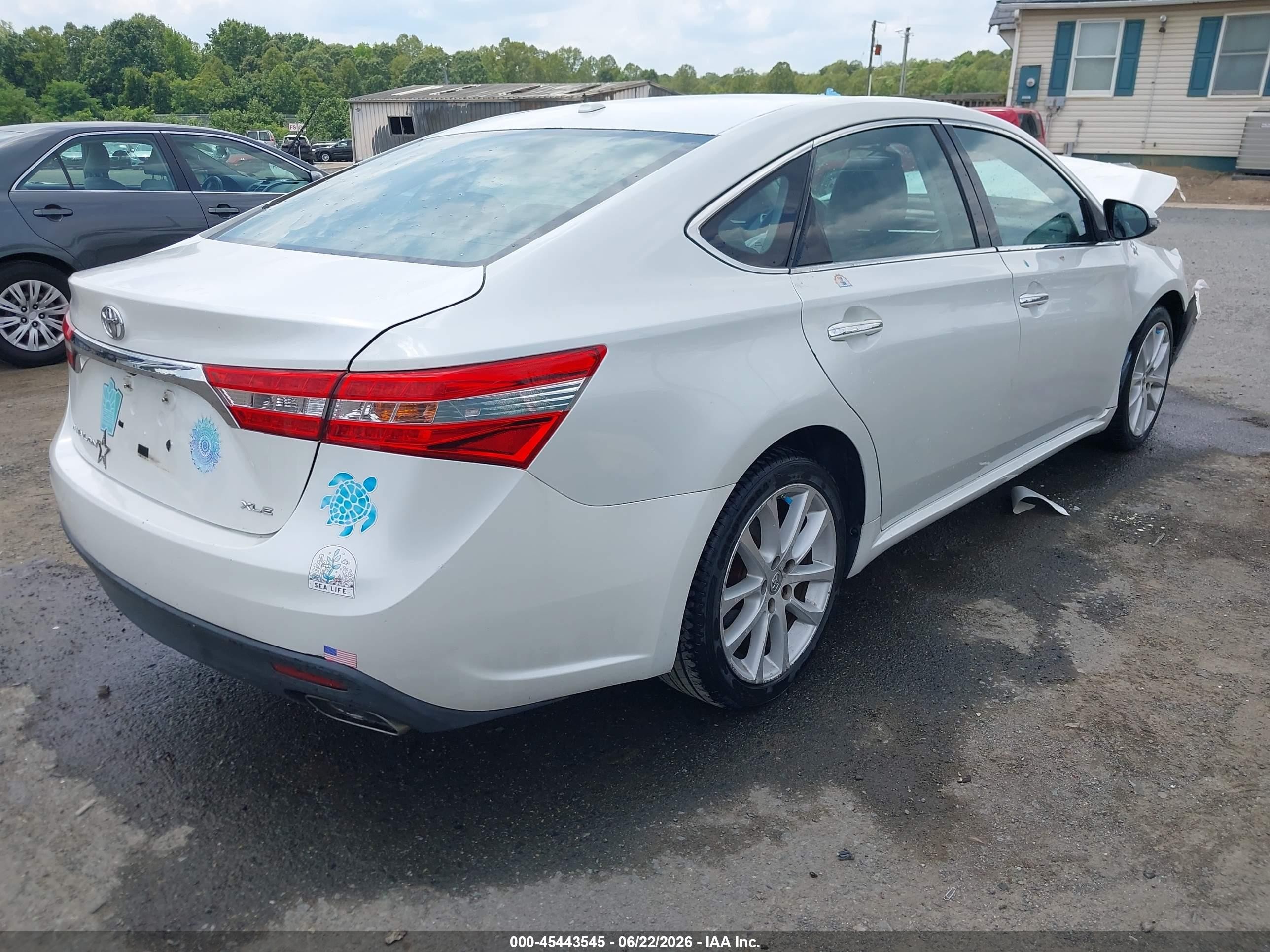 2013 Toyota Avalon Xle Touring White vin: 4T1BK1EB2DU071083