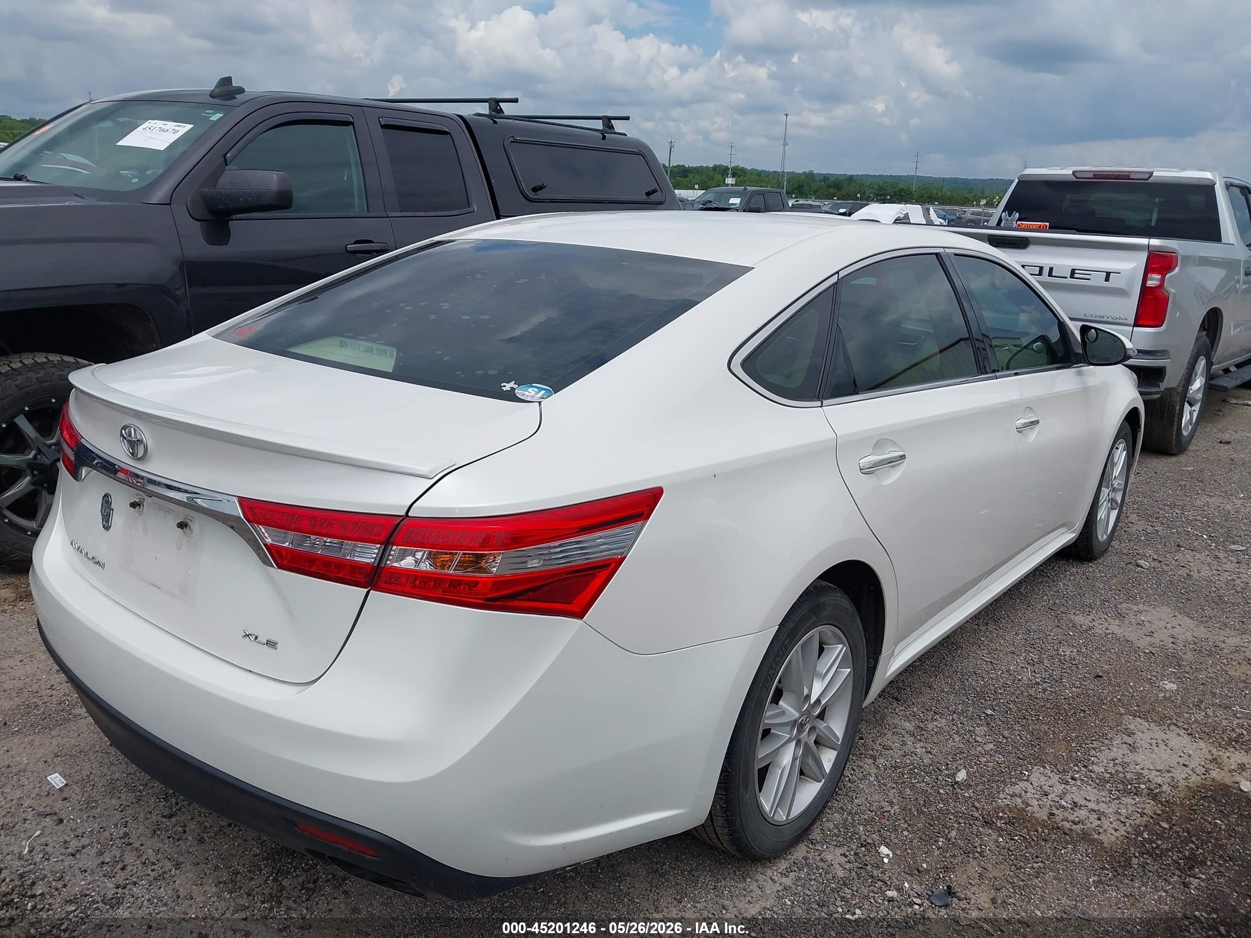 2014 Toyota Avalon Xle White vin: 4T1BK1EB2EU112197