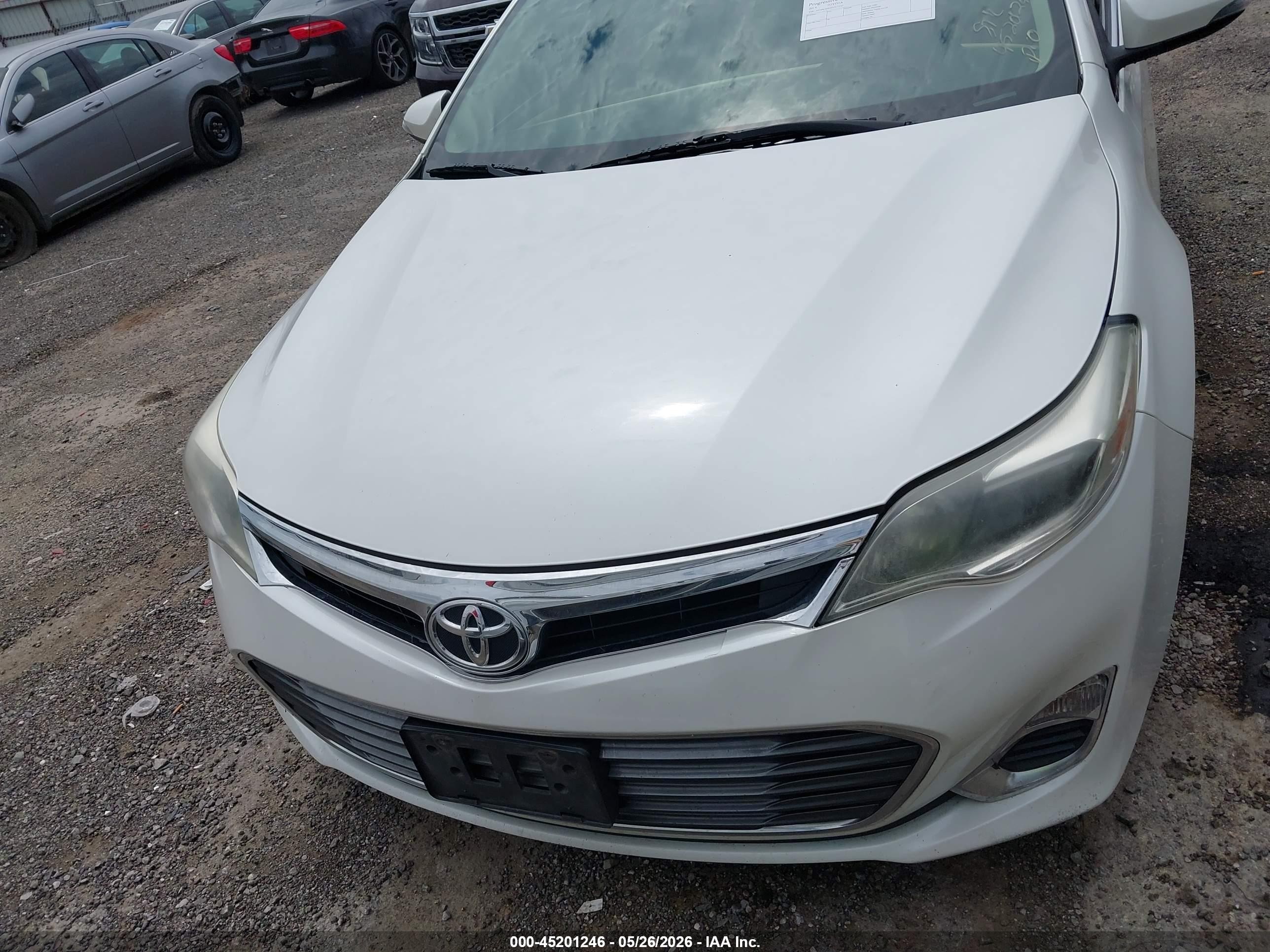 2014 Toyota Avalon Xle White vin: 4T1BK1EB2EU112197