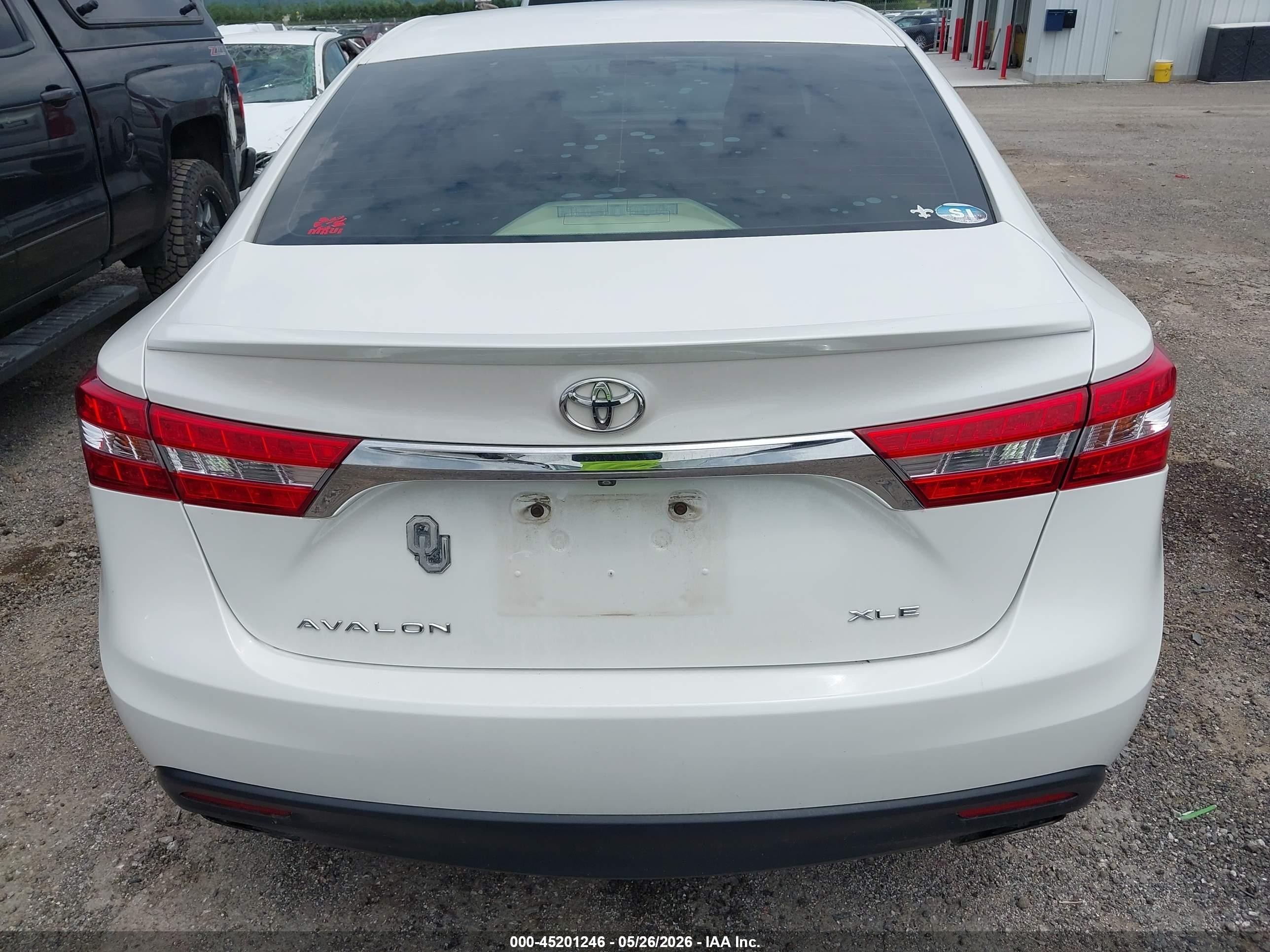 2014 Toyota Avalon Xle White vin: 4T1BK1EB2EU112197