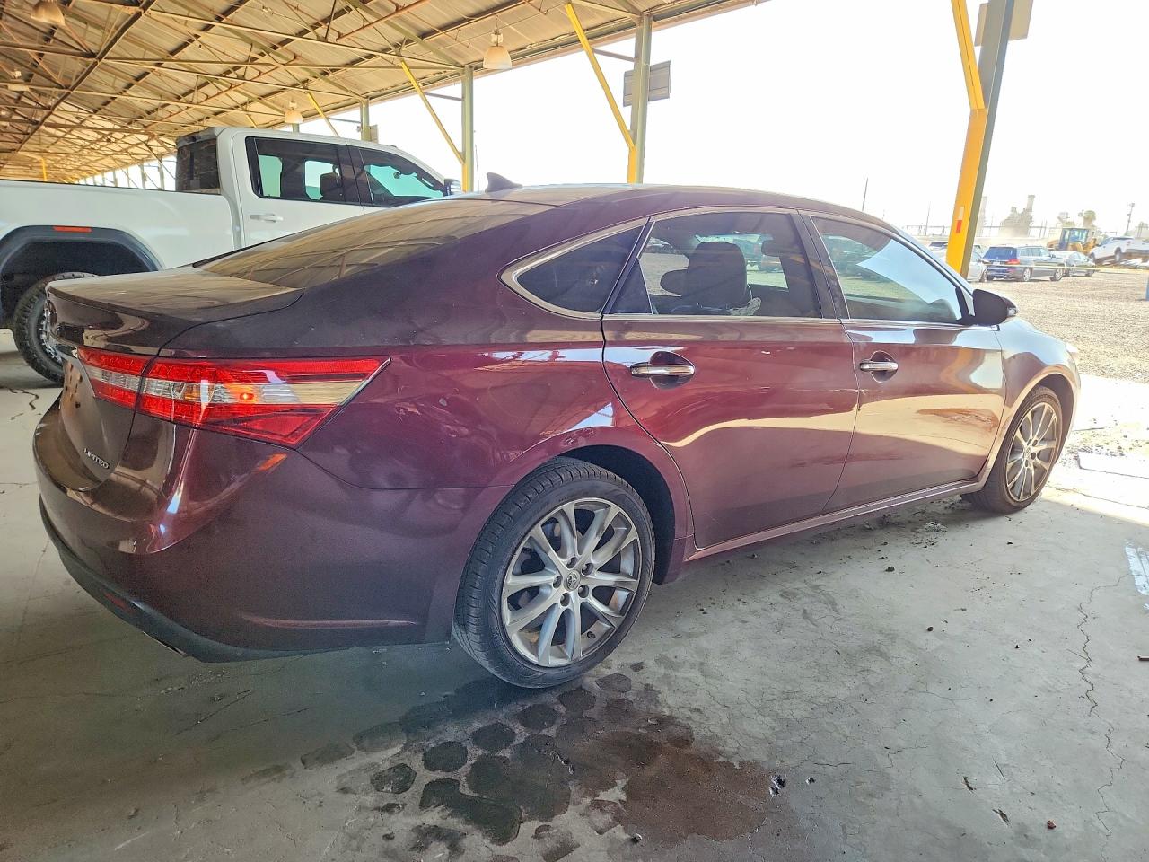 2014 Toyota Avalon Limited Burgundy vin: 4T1BK1EB2EU119313