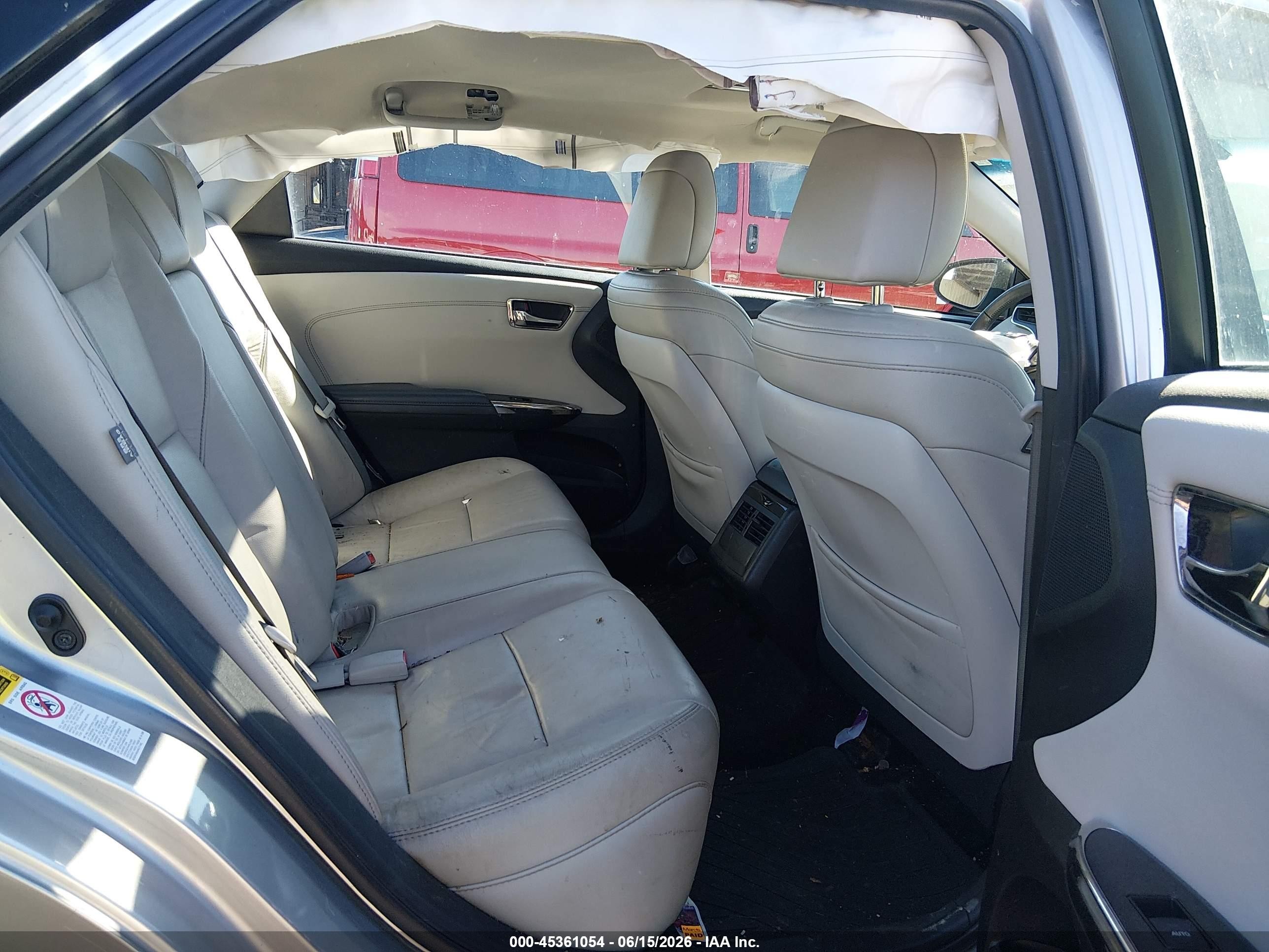 2015 Toyota Avalon Xle Touring Silver vin: 4T1BK1EB2FU159392