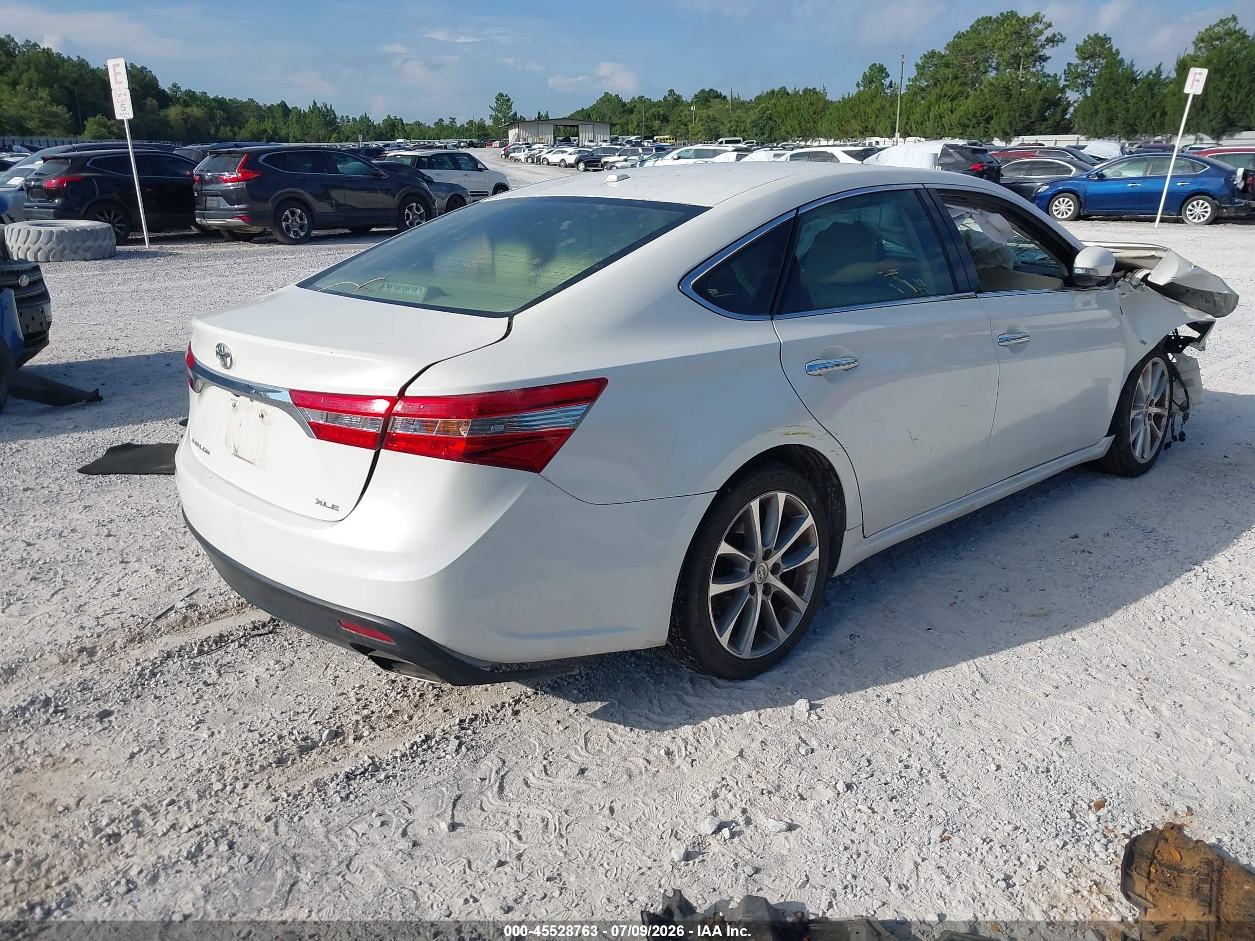 2015 Toyota Avalon Xle Touring White vin: 4T1BK1EB2FU159778