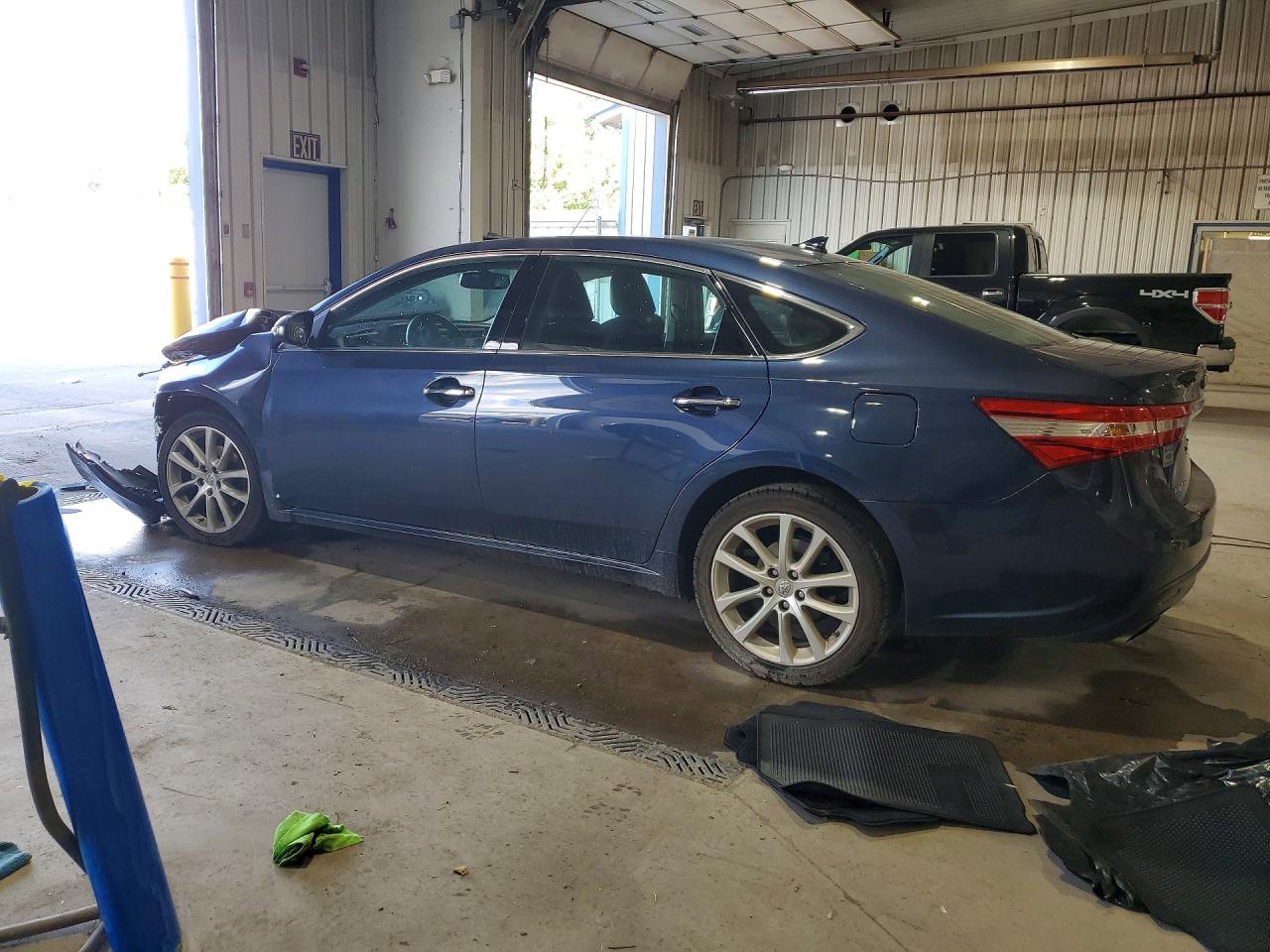 2015 Toyota Avalon Limited Blue vin: 4T1BK1EB2FU175091