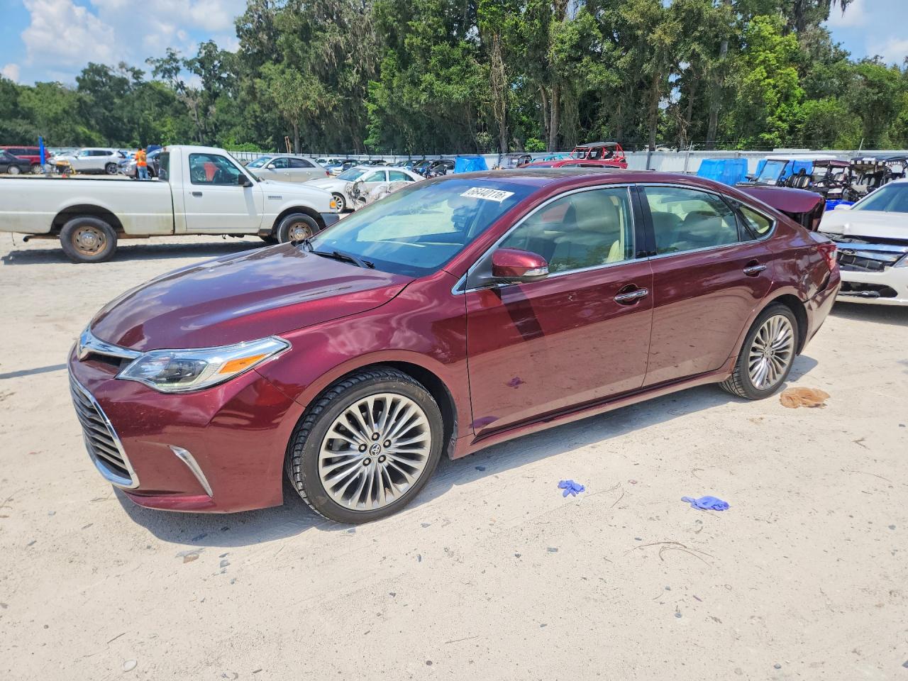 2016 Toyota Avalon Limited Burgundy vin: 4T1BK1EB2GU204140