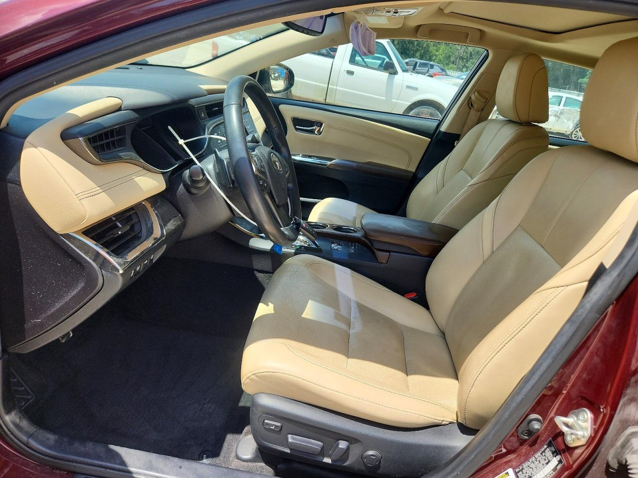 2016 Toyota Avalon Limited Burgundy vin: 4T1BK1EB2GU204140