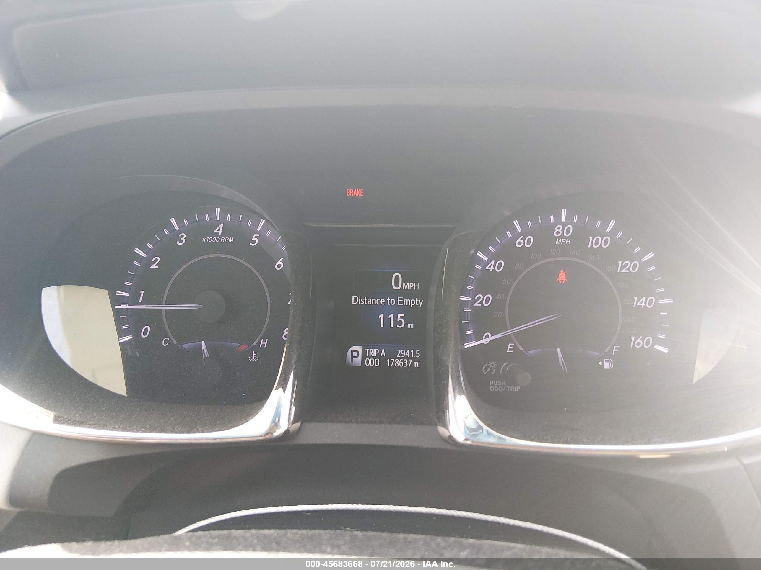 2013 Toyota Avalon Limited Серебряный vin: 4T1BK1EB3DU007280