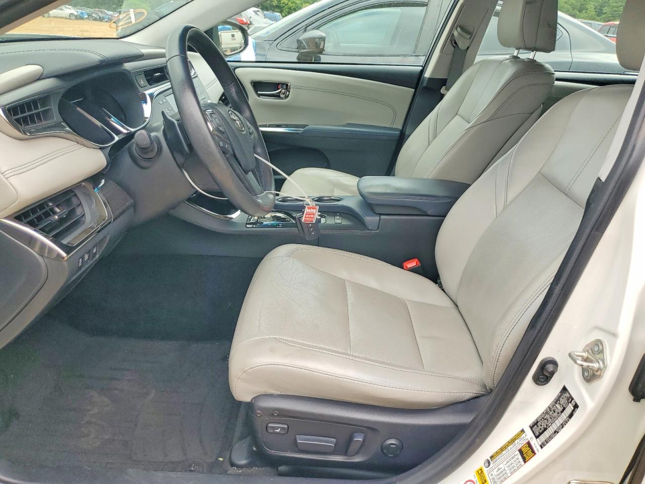 2013 Toyota Avalon Limited White vin: 4T1BK1EB3DU067852