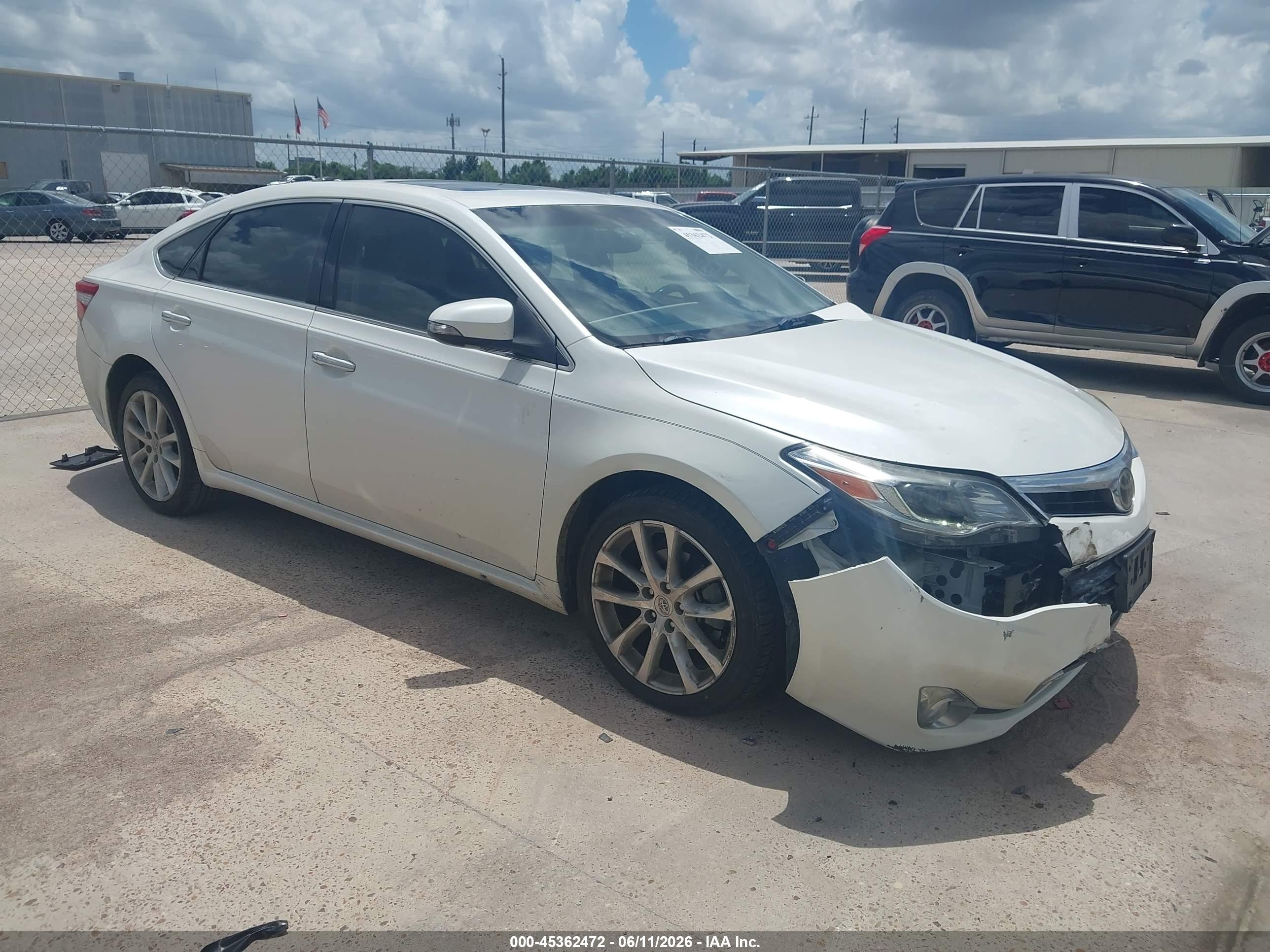 2013 Toyota Avalon Limited White vin: 4T1BK1EB3DU076681