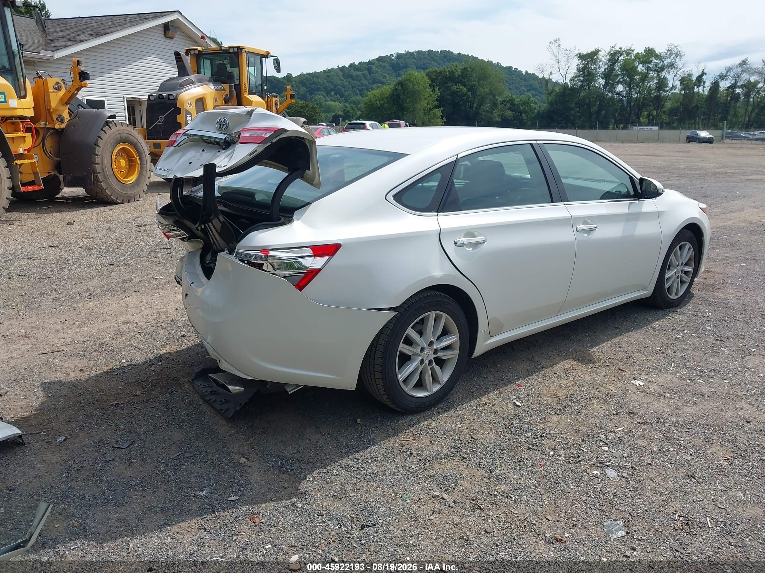 2014 Toyota Avalon Xle White vin: 4T1BK1EB3EU079646