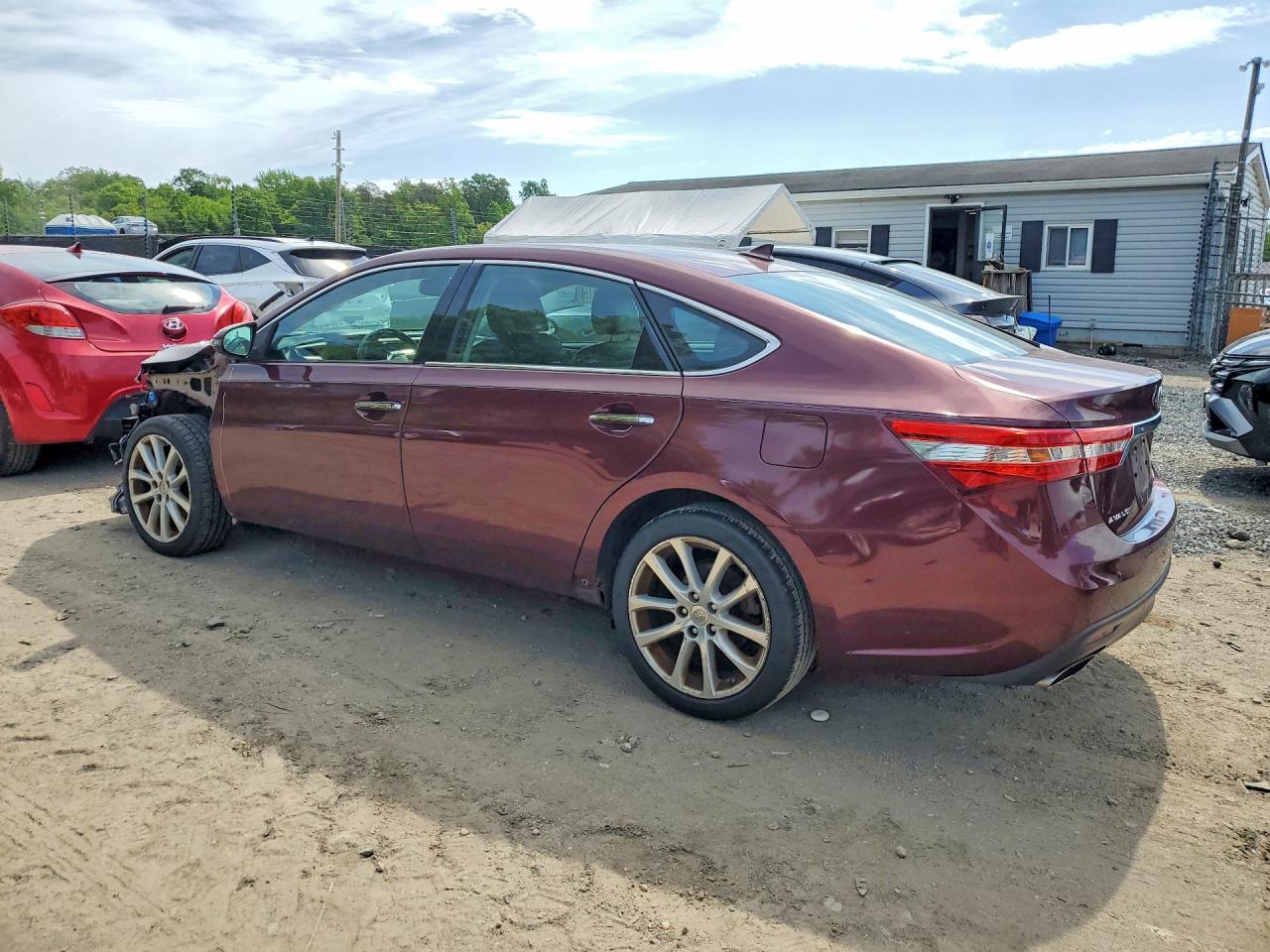 2014 Toyota Avalon Limited Burgundy vin: 4T1BK1EB3EU098844