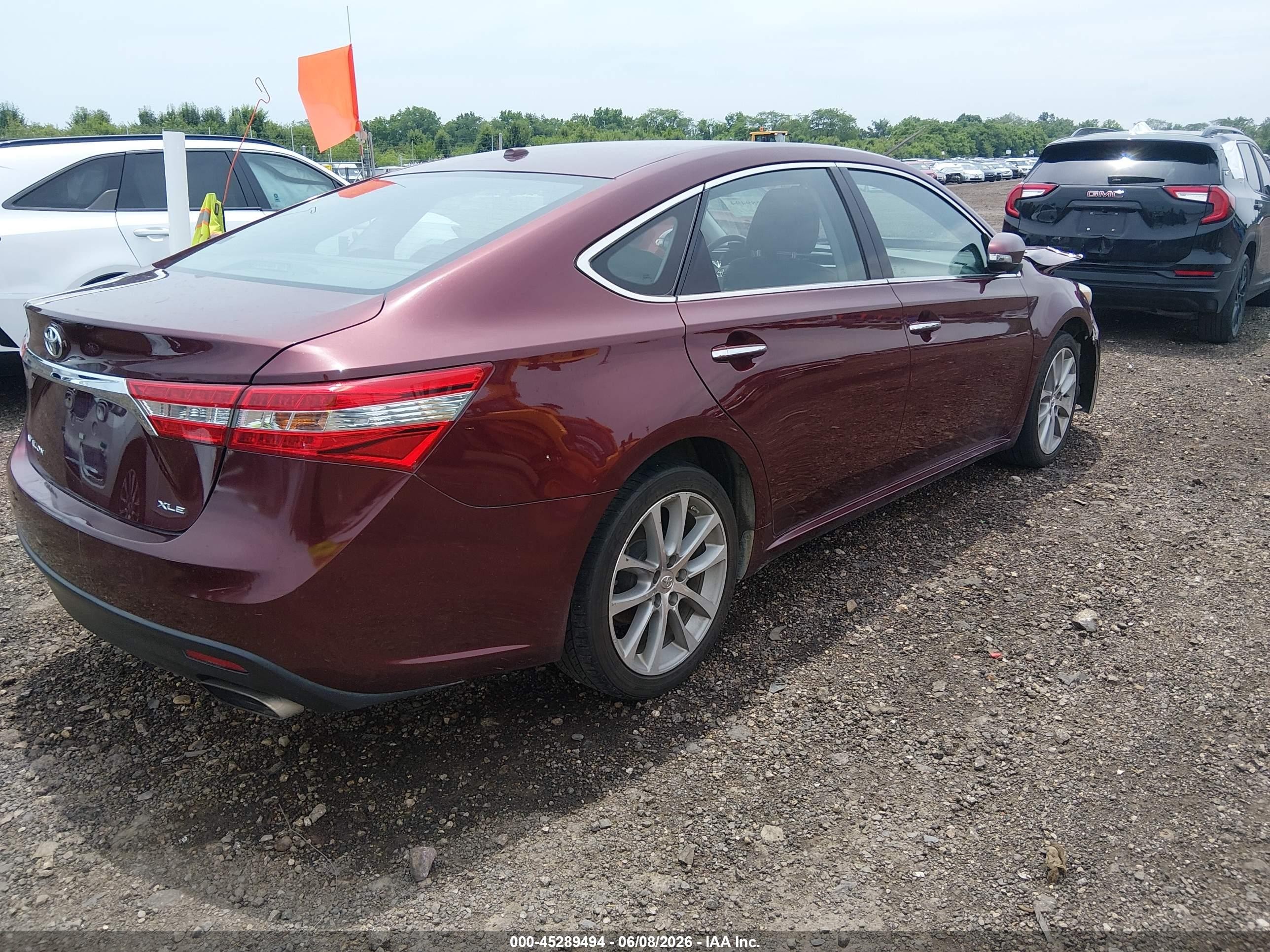 2014 Toyota Avalon Xle Touring Maroon vin: 4T1BK1EB3EU103654