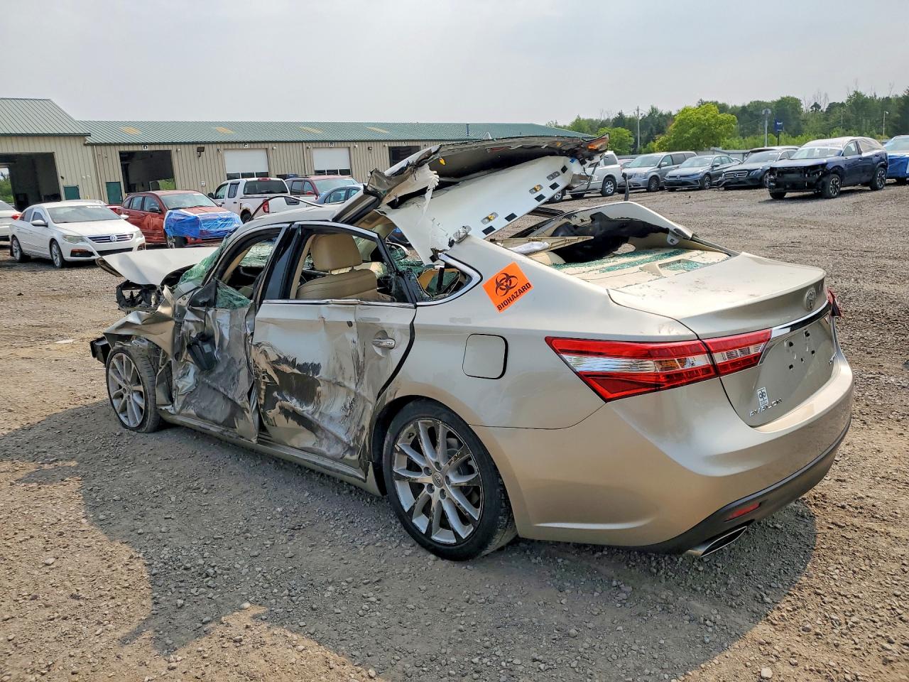 2015 Toyota Avalon Limited Cream vin: 4T1BK1EB3FU150281