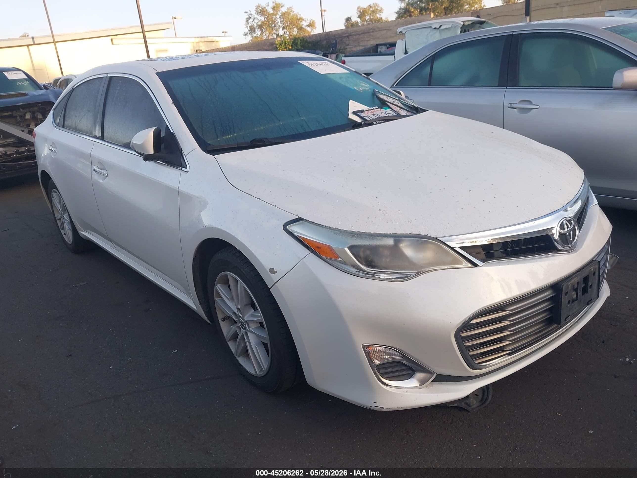 2015 Toyota Avalon Xle Premium White vin: 4T1BK1EB3FU154816