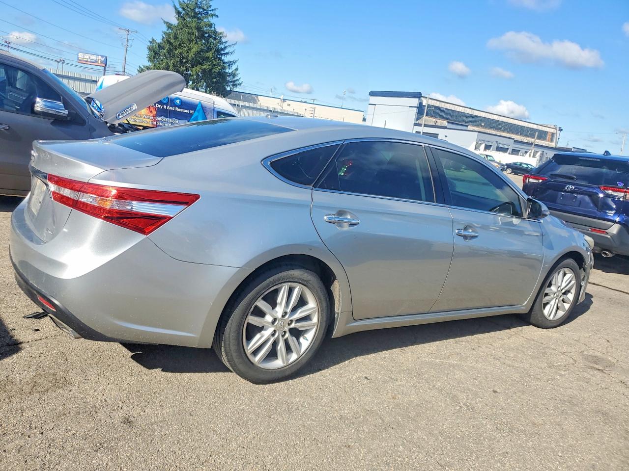 2015 Toyota Avalon Xle Premium Silver vin: 4T1BK1EB3FU155660