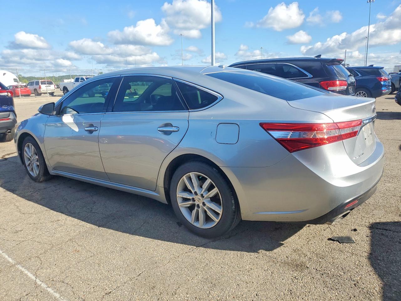 2015 Toyota Avalon Xle Premium Silver vin: 4T1BK1EB3FU155660