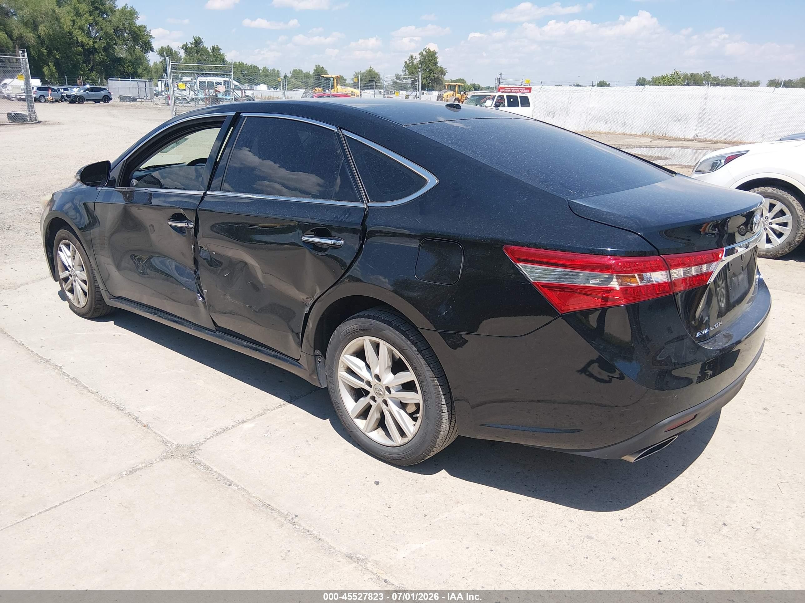 2015 Toyota Avalon Xle Черный vin: 4T1BK1EB3FU184009
