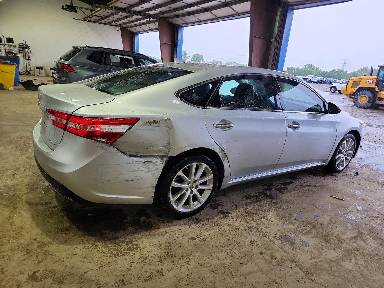 2013 Toyota Avalon Limited Silver vin: 4T1BK1EB4DU010737
