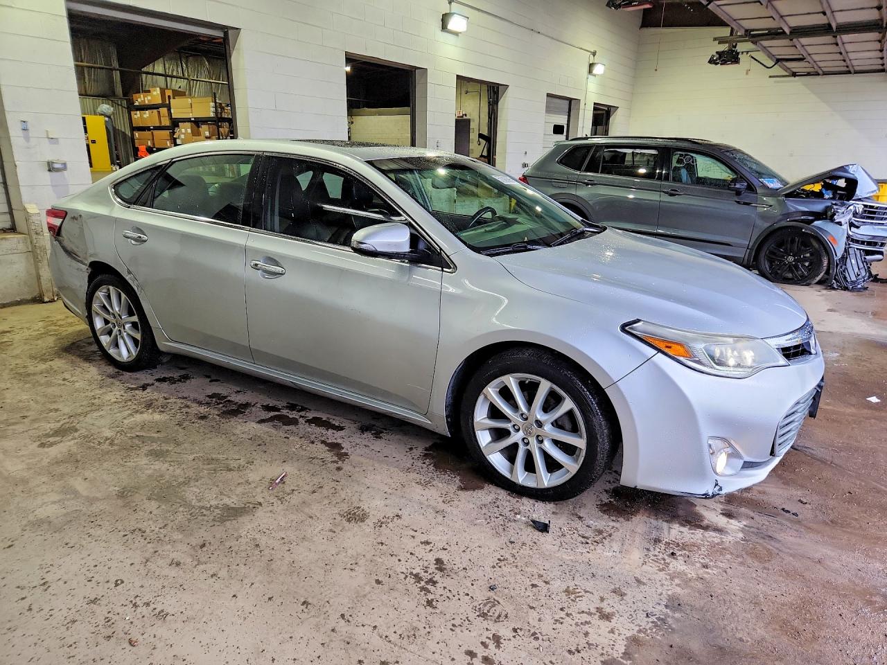 2013 Toyota Avalon Limited Silver vin: 4T1BK1EB4DU010737
