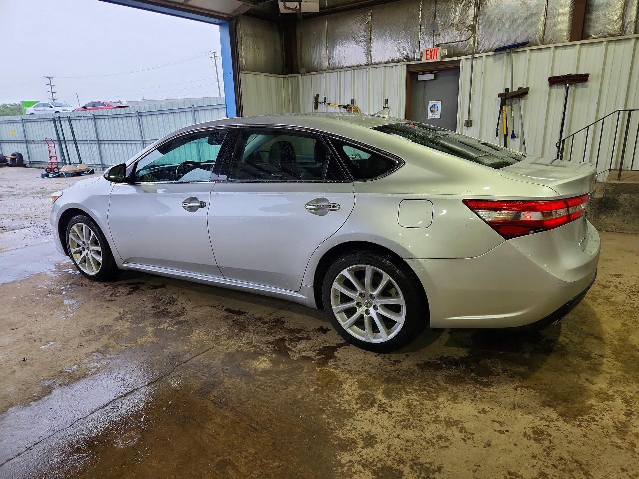 2013 Toyota Avalon Limited Silver vin: 4T1BK1EB4DU010737
