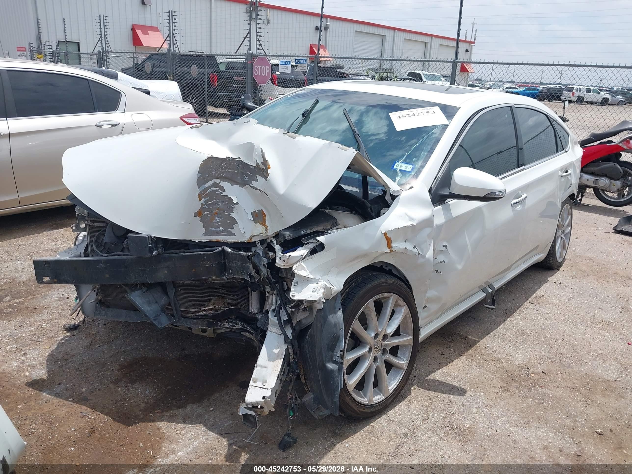 2013 Toyota Avalon Limited White vin: 4T1BK1EB4DU029966