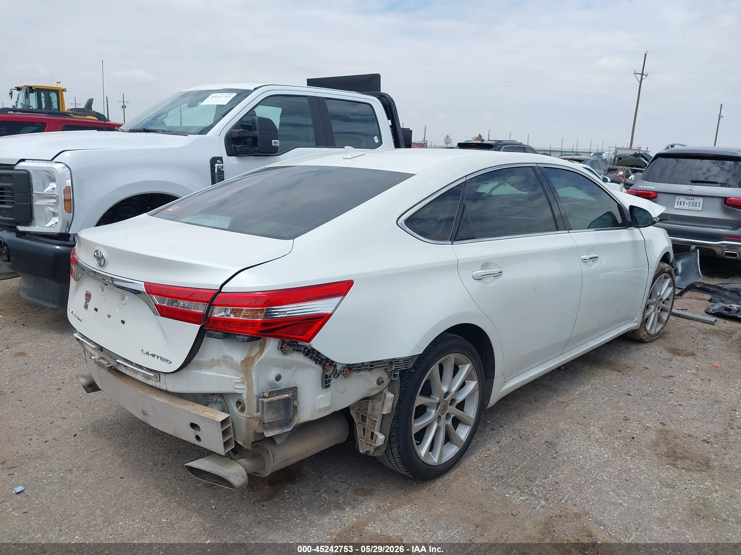 2013 Toyota Avalon Limited White vin: 4T1BK1EB4DU029966