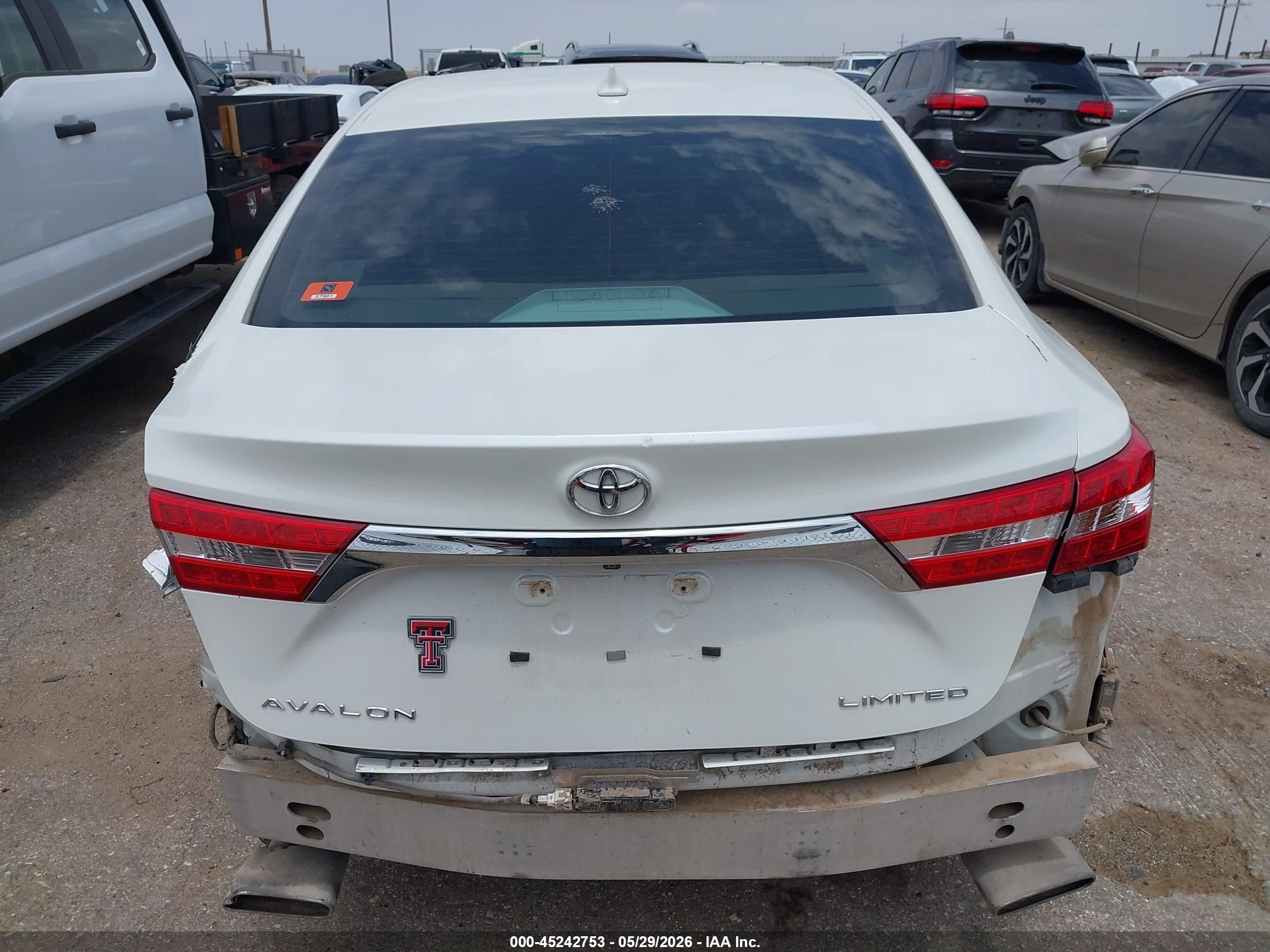 2013 Toyota Avalon Limited White vin: 4T1BK1EB4DU029966