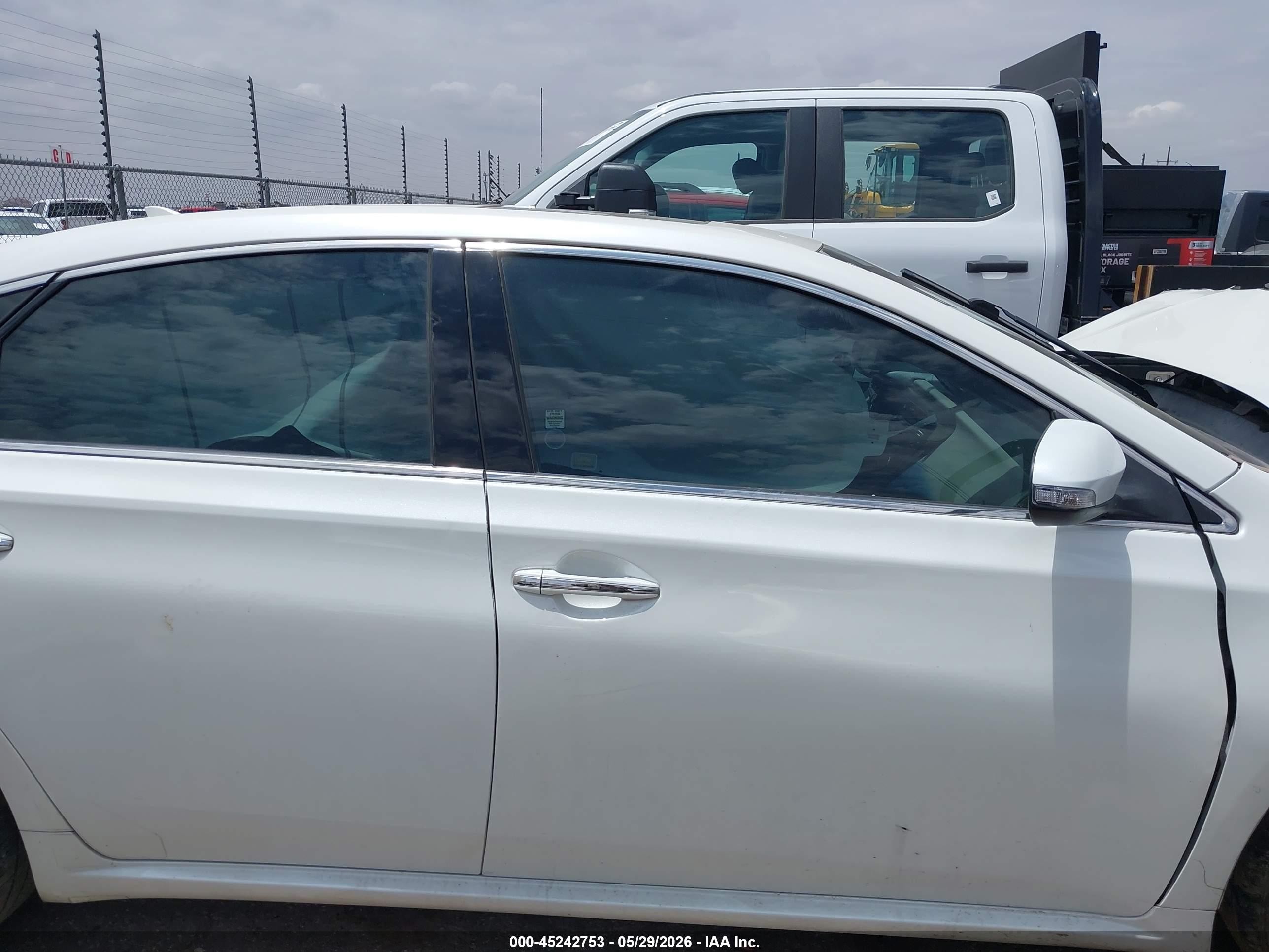 2013 Toyota Avalon Limited White vin: 4T1BK1EB4DU029966