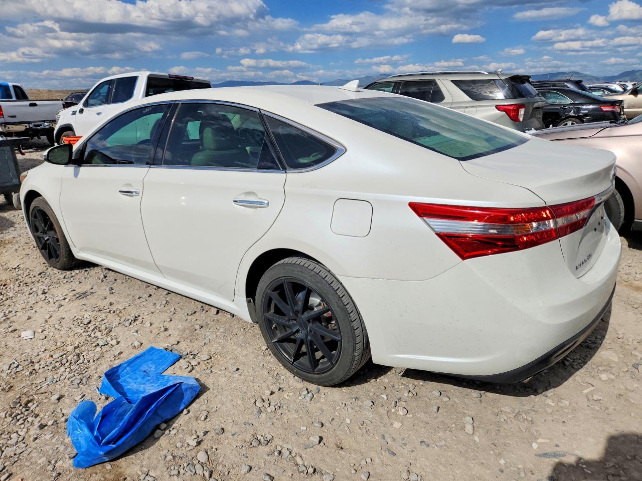 2013 Toyota Avalon Limited White vin: 4T1BK1EB4DU070937
