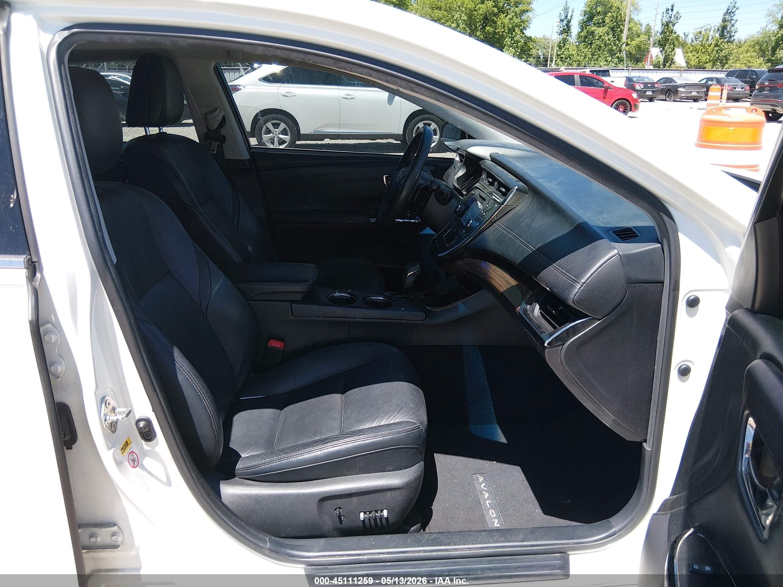 2014 Toyota Avalon Xle Touring White vin: 4T1BK1EB4EU116901