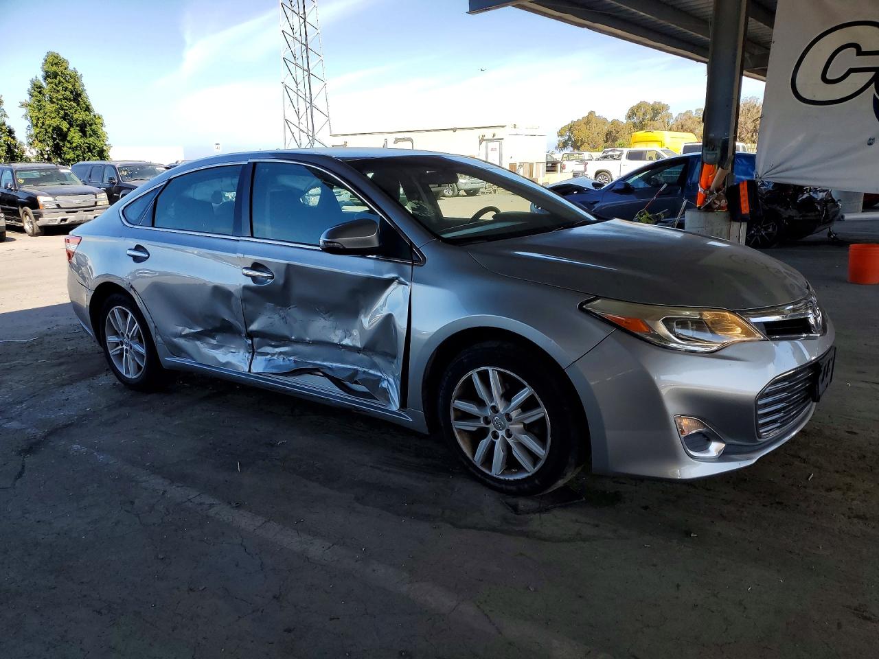 2015 Toyota Avalon Xle Silver vin: 4T1BK1EB4FU142044