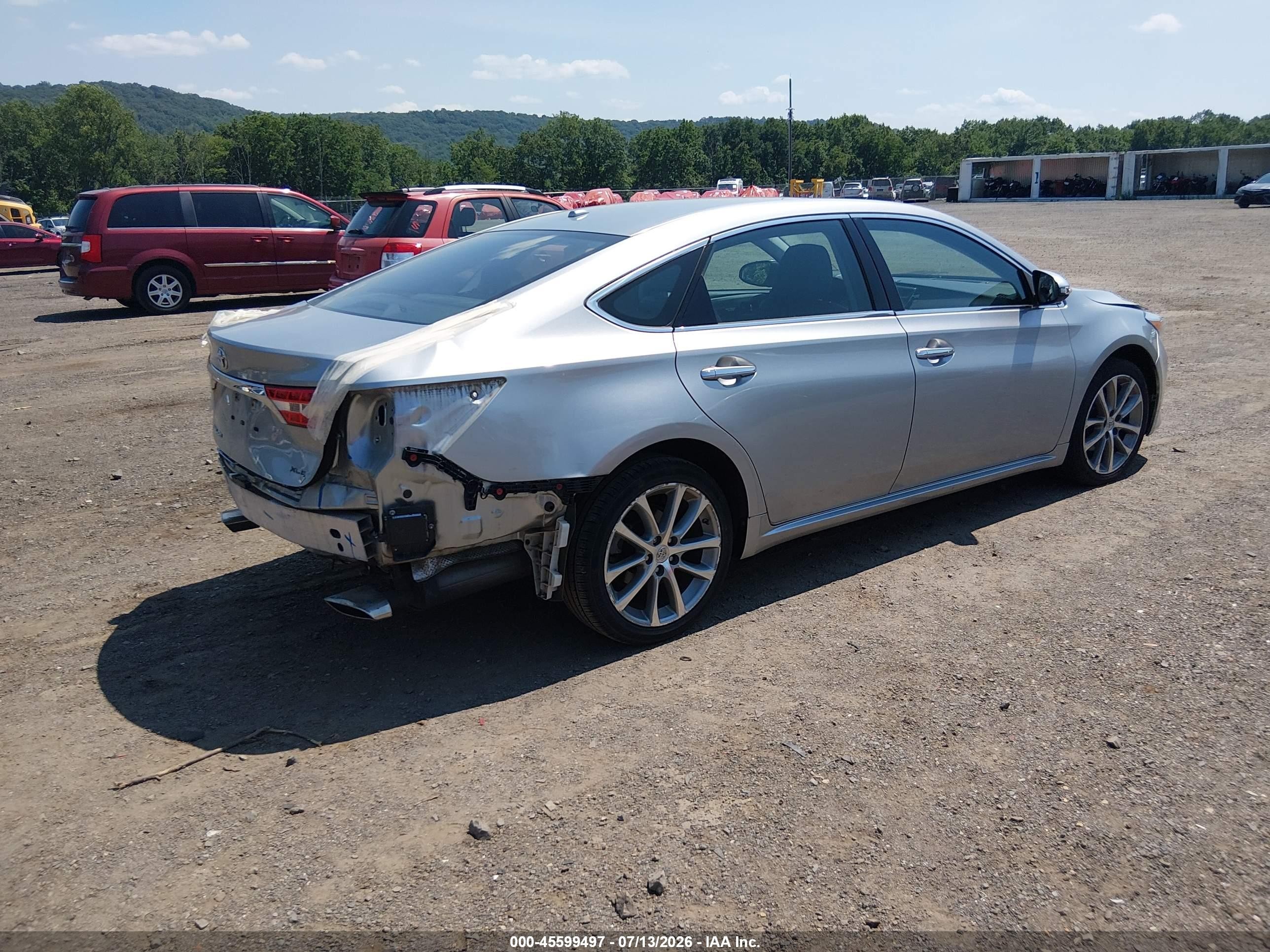 2015 Toyota Avalon Xle Touring Silver vin: 4T1BK1EB4FU155117