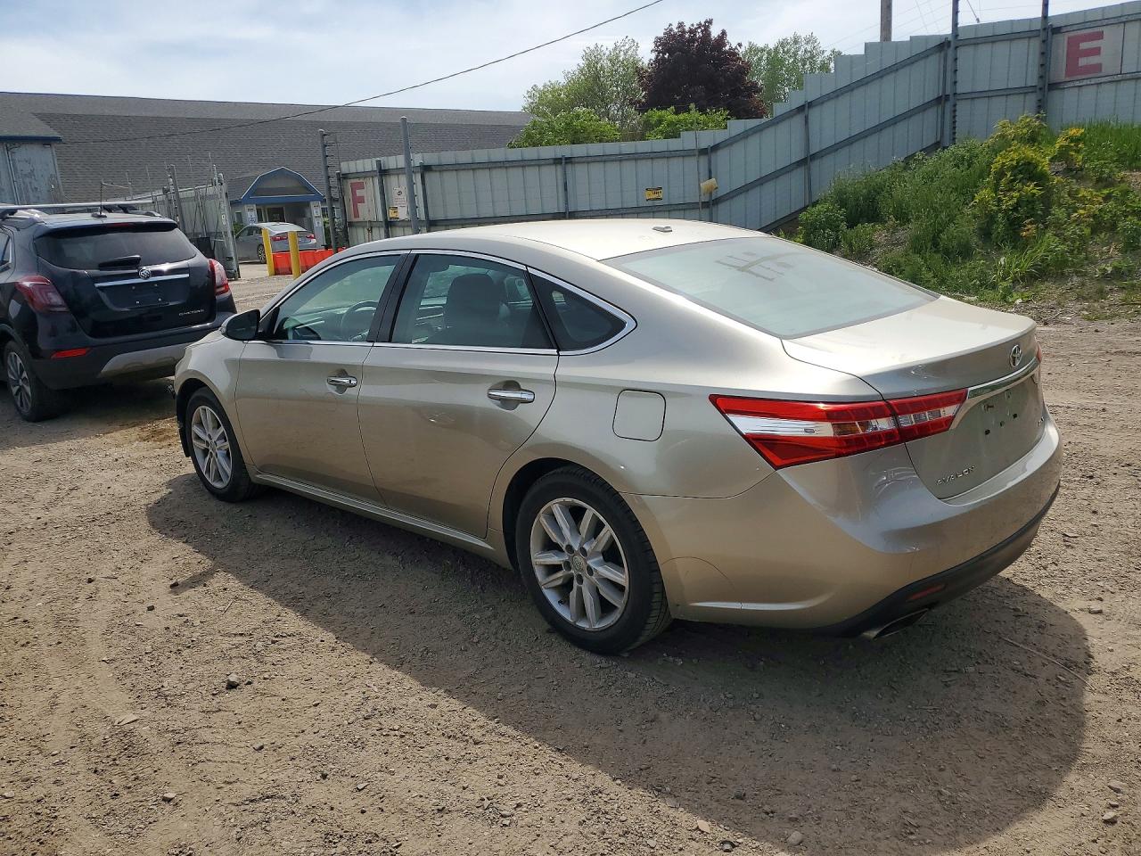 2015 Toyota Avalon Xle Premium Silver vin: 4T1BK1EB4FU177277
