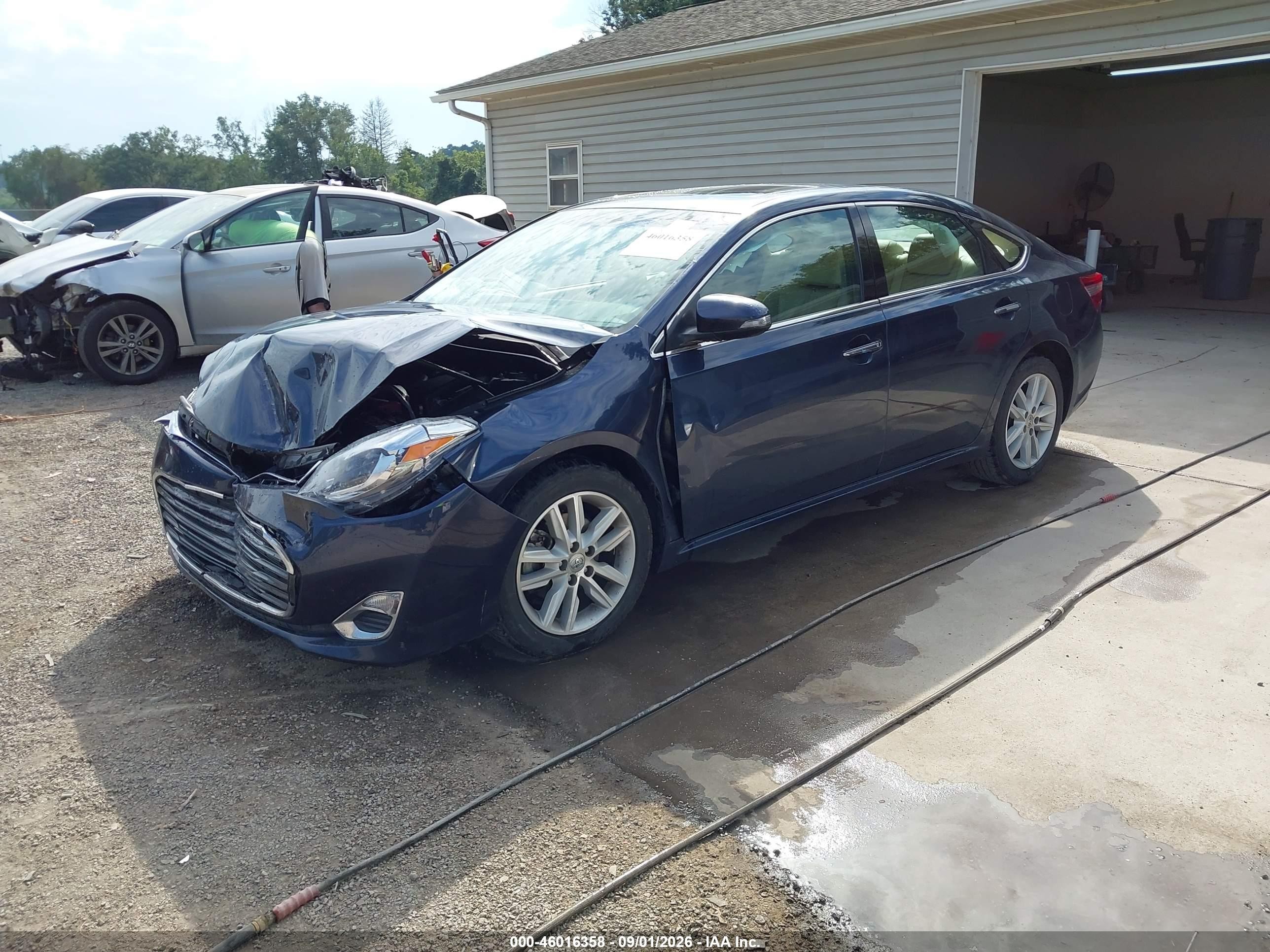 2015 Toyota Avalon Xle Premium Blue vin: 4T1BK1EB4FU191101