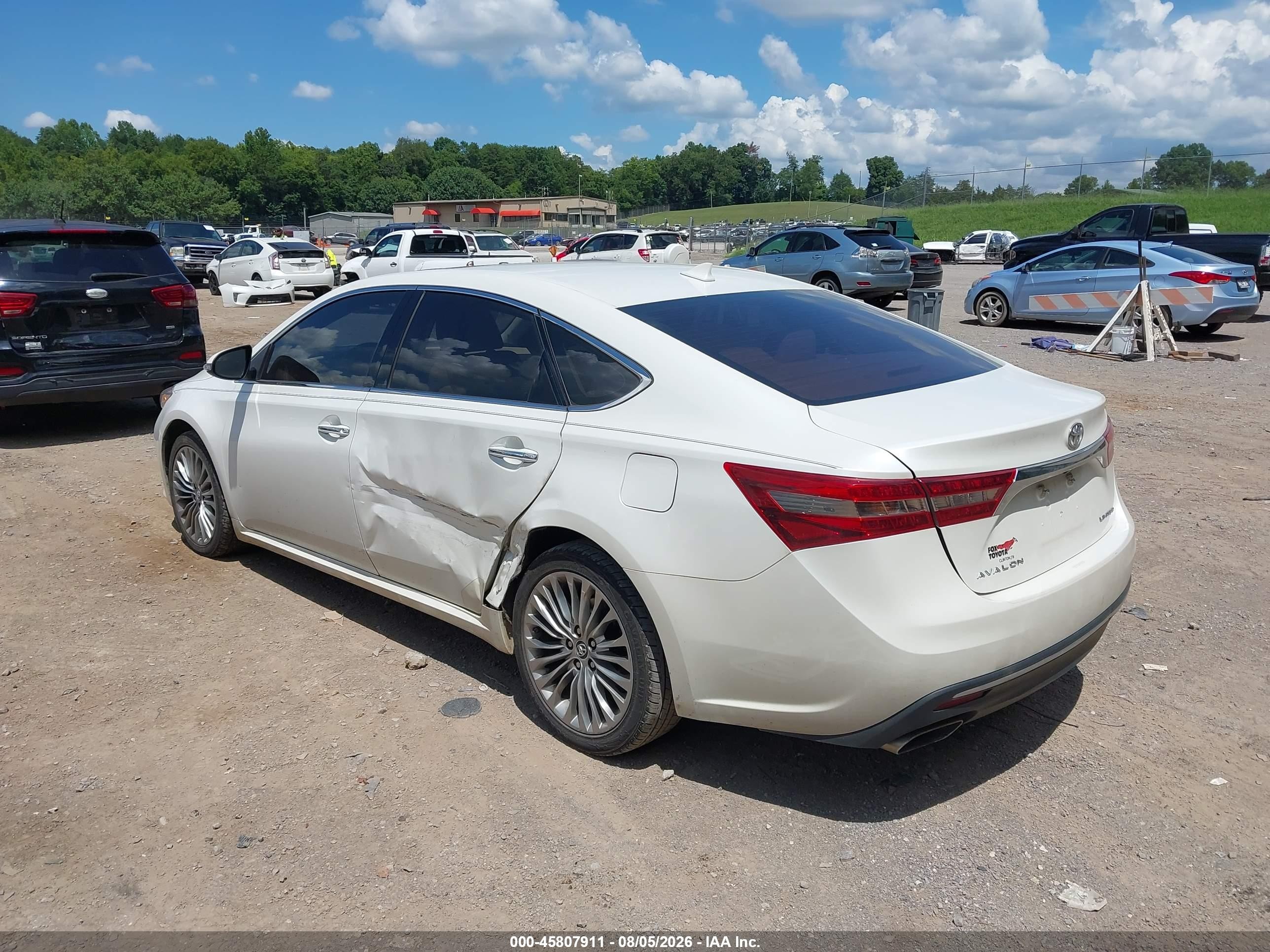 2016 Toyota Avalon Limited White vin: 4T1BK1EB4GU203586