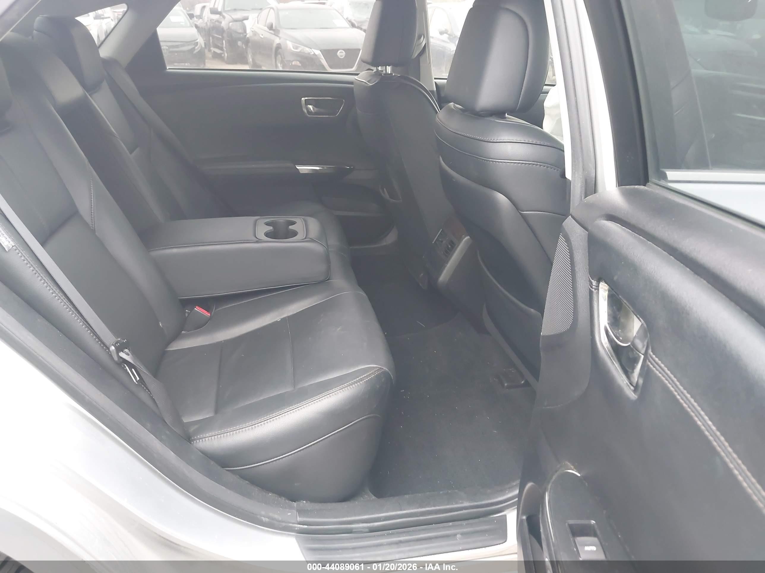 2013 Toyota Avalon Xle Touring Silver vin: 4T1BK1EB5DU028941