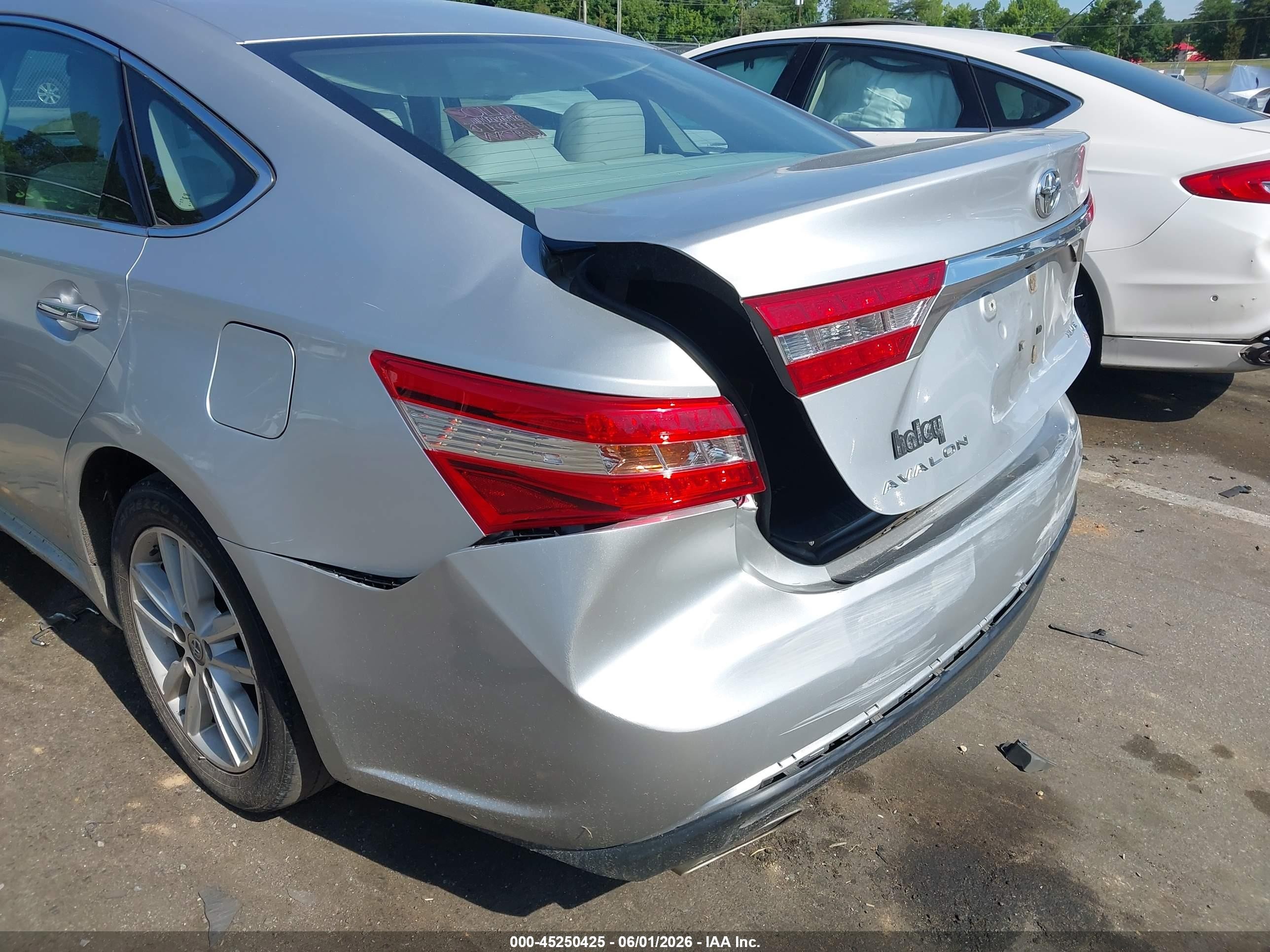 2013 Toyota Avalon Xle Premium Silver vin: 4T1BK1EB5DU038742