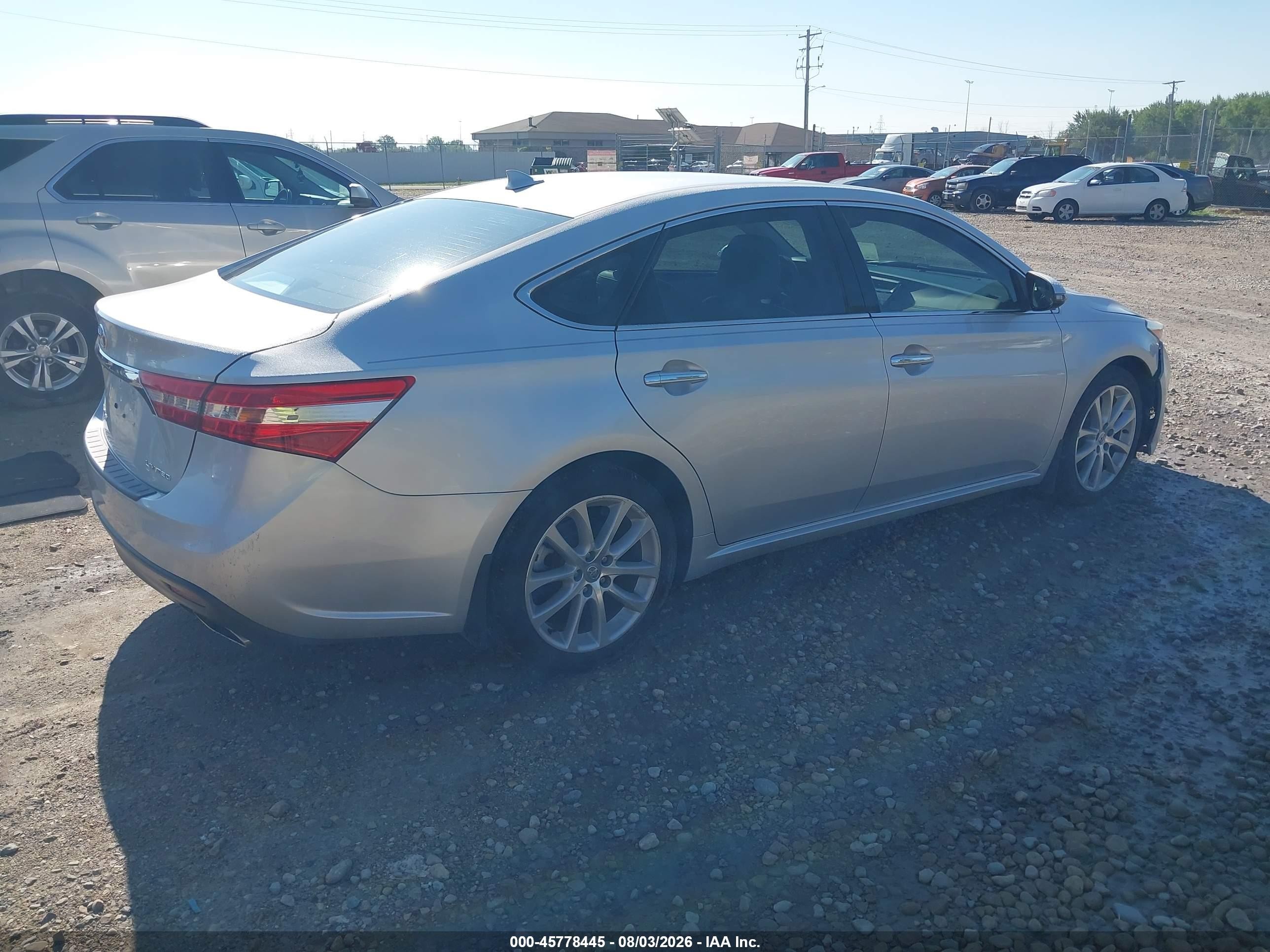 2013 Toyota Avalon Limited Silver vin: 4T1BK1EB5DU047277